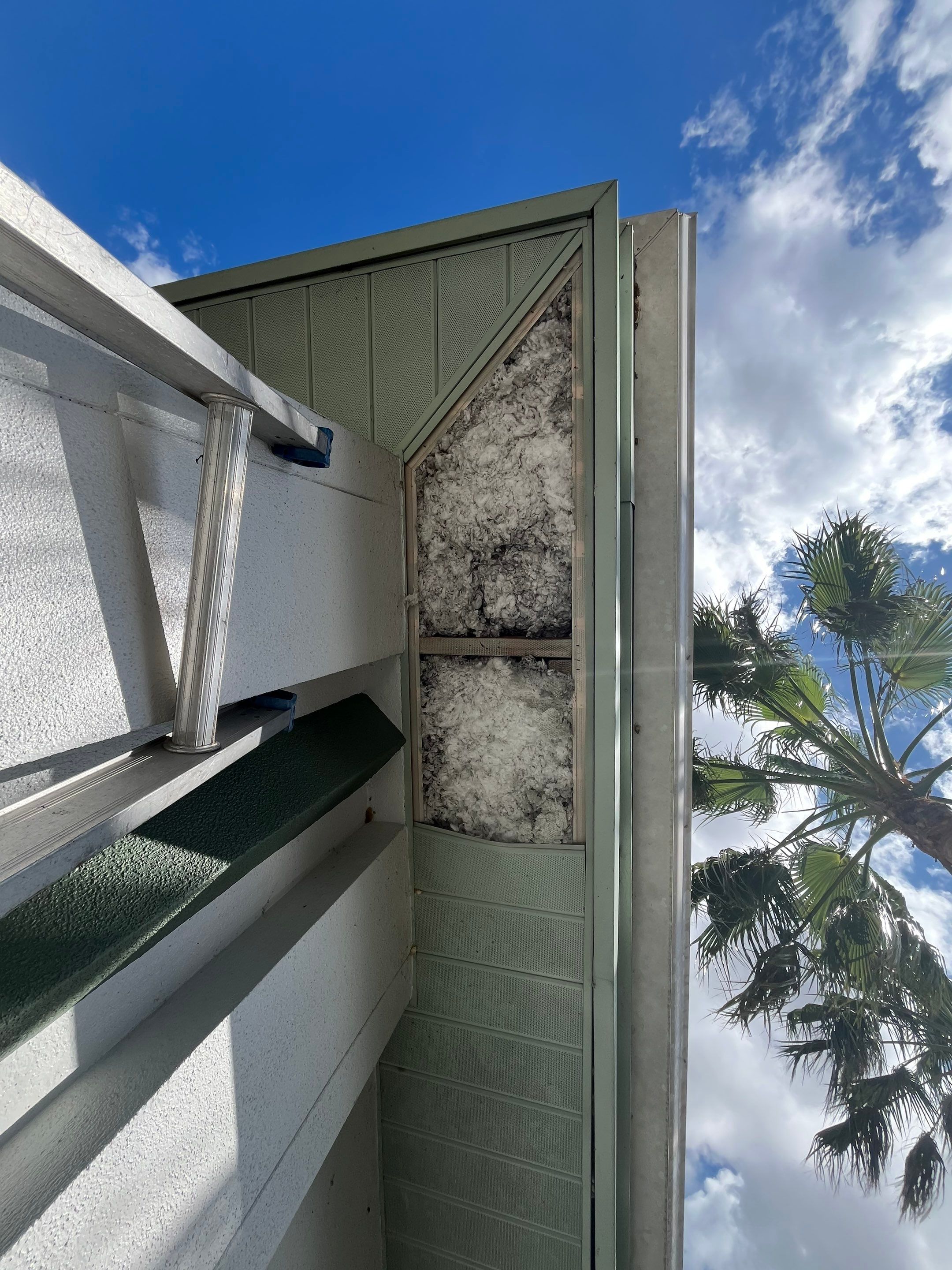 6-Inch White Seamless Gutters in Sarasota FL by Gutter Professors