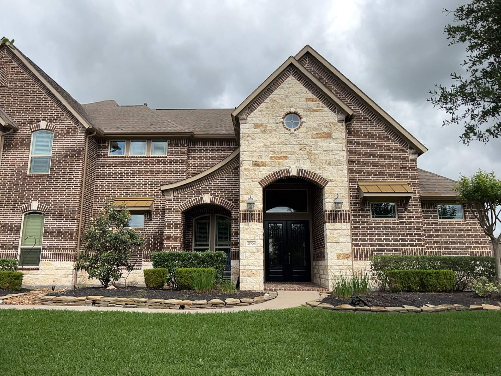 Residential Roofing Installation using Owen's Corning Duration by Roof Concepts Construction