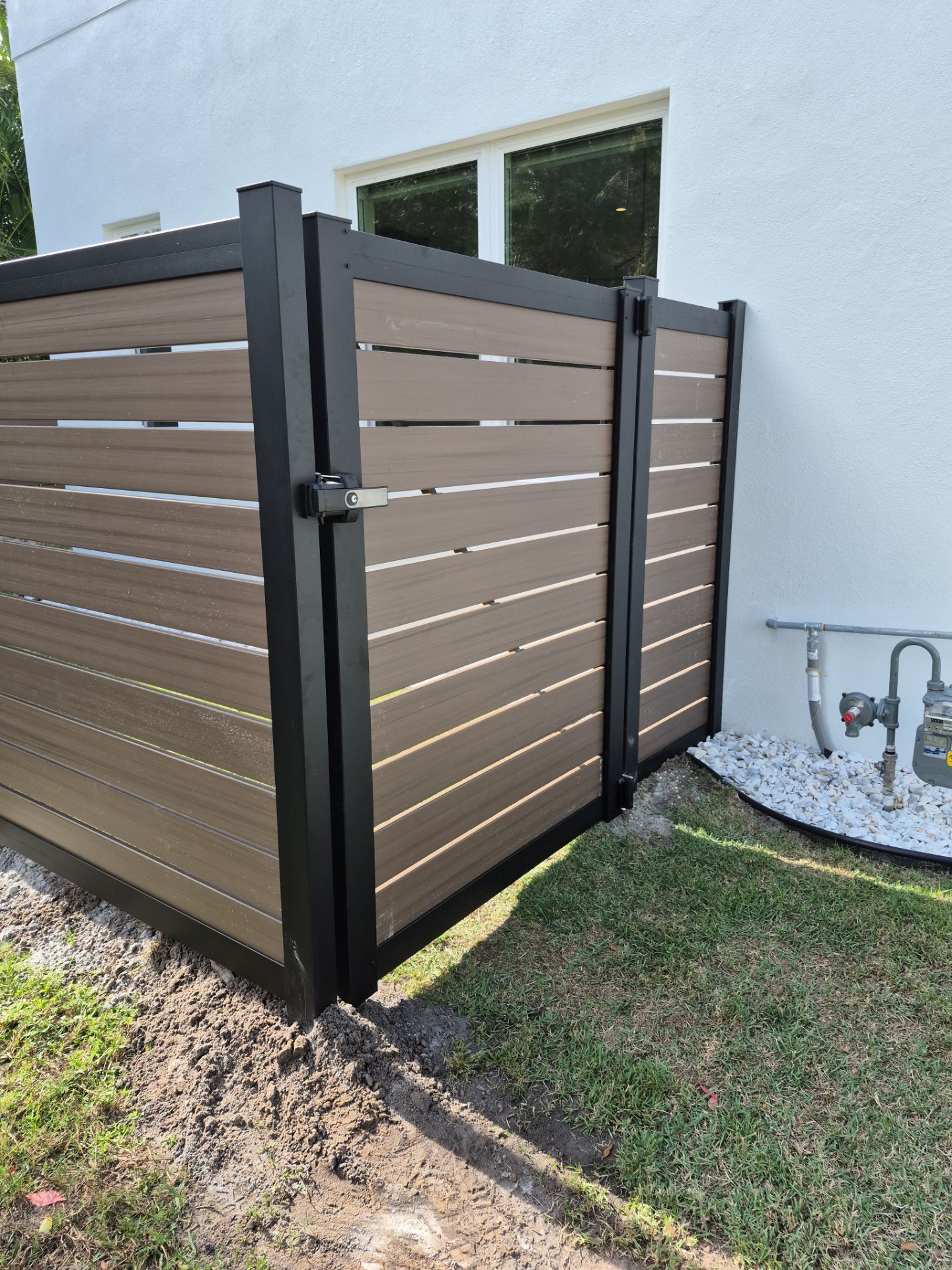 Mixed Material  by H&Y Fence