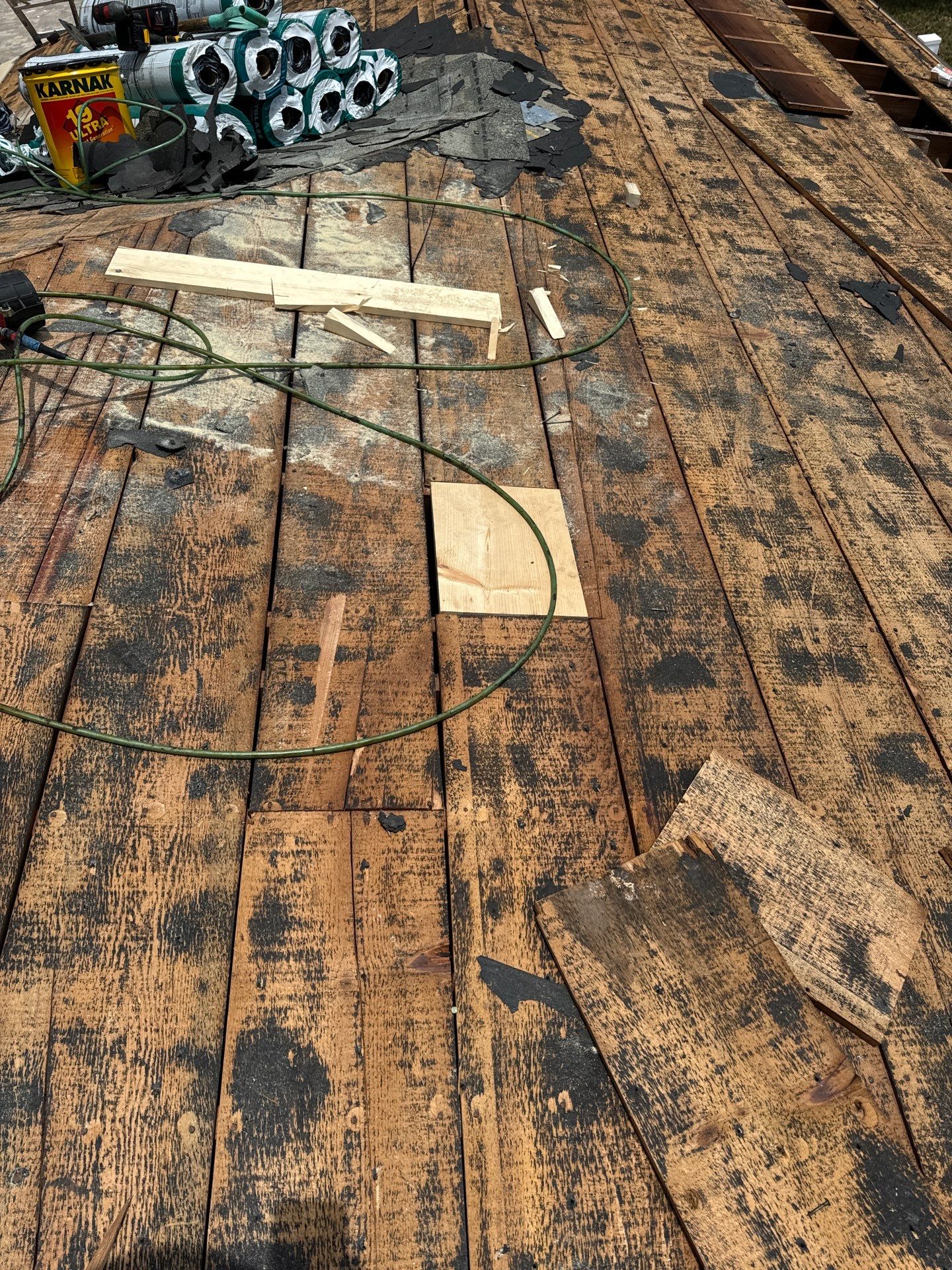 Project in Gulfport 33707 by Mitchell Roofing Company LLC 