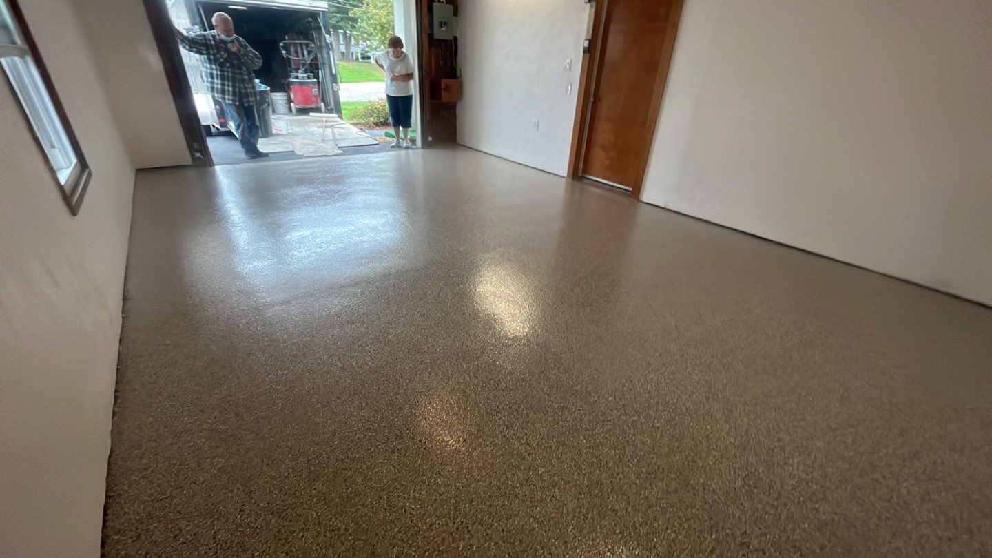 Garage in Nashua, NH 03060 by Symphony Concrete Coatings