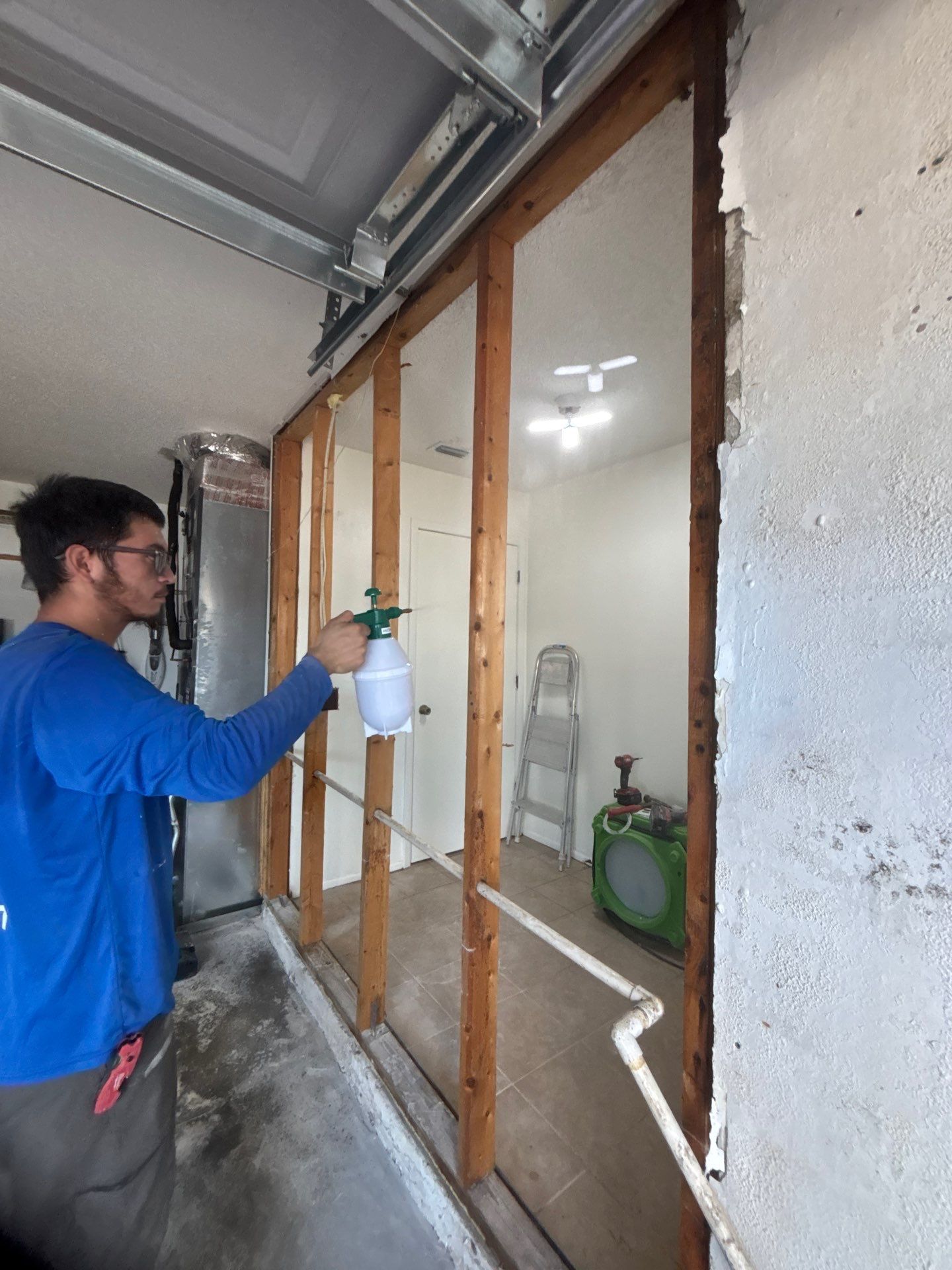 Mold Inspection & Removal In Palmetto, FL by Ampm Restoration Services