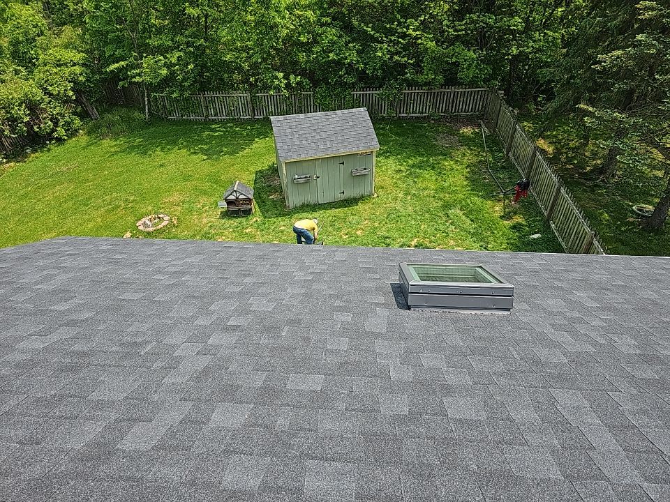 ATLAS PINNACLE COLOR: PRISTINE BLACK by Eagle Eye Roofing