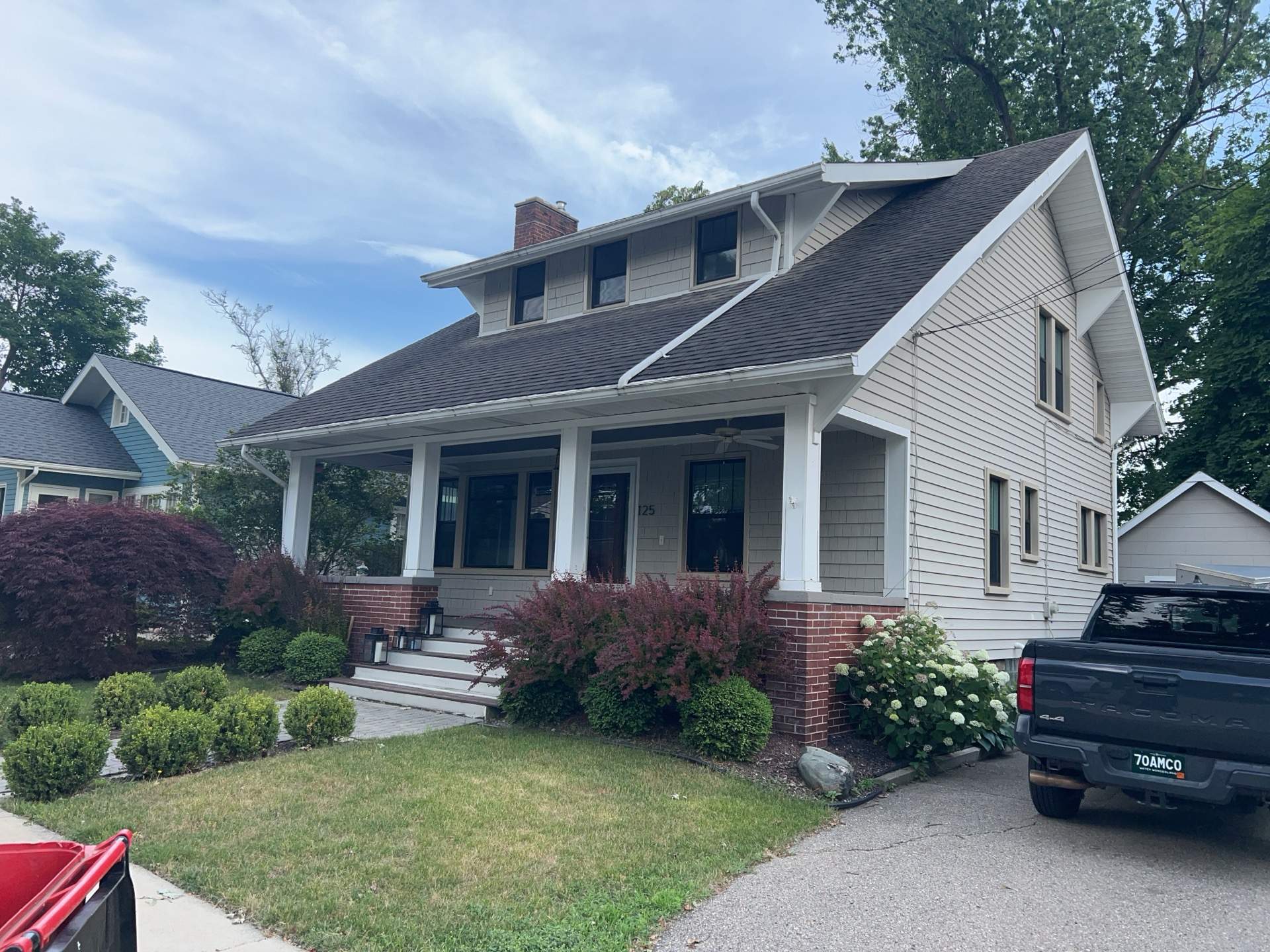 Siding Replacement using Alside Charter Oak D4.5" Deep Moss by 180 Contractors