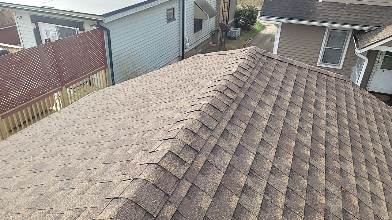 ATLAS PINNACLE COLOR: WEATHERED WOOD DRIP EDGE: MUSKET BROWN by Eagle Eye Roofing