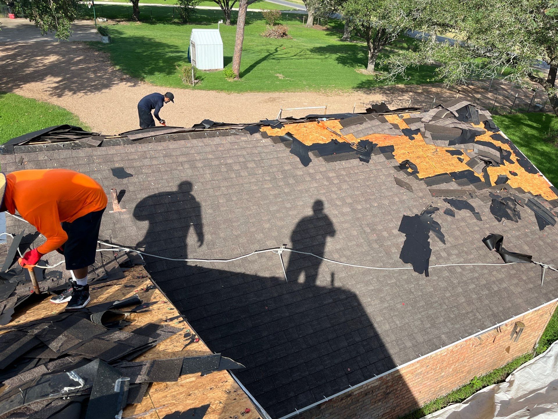 Residential Roofing Installation using Owen's Corning Duration (Lifetime) Shingles by Roof Repair Company