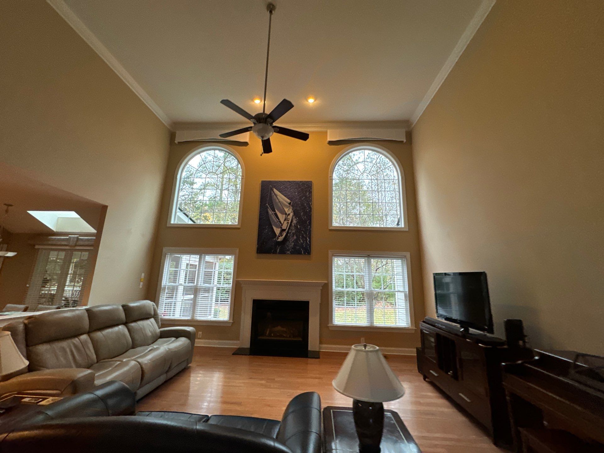 Inteiro painting and Cabineted painting by GonzalezPainters & Contractors Inc 