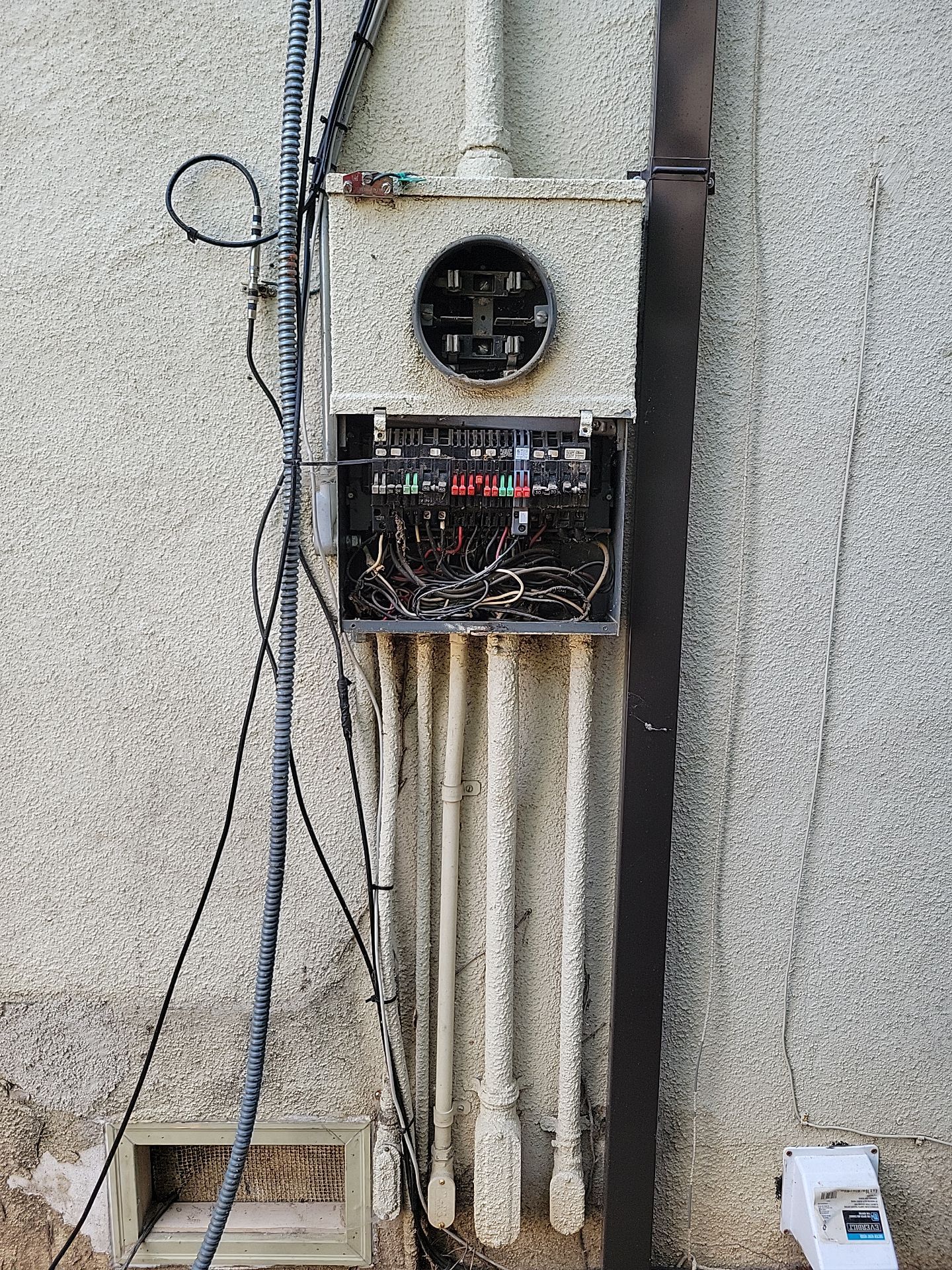 200a MPU by Peach Electric Inc