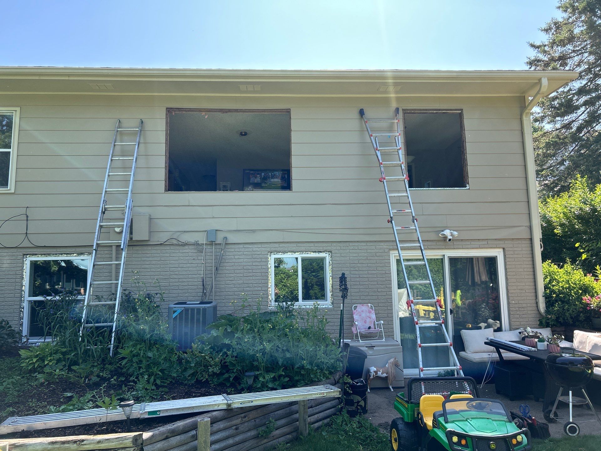 Window installation by United Windows and Siding LLC