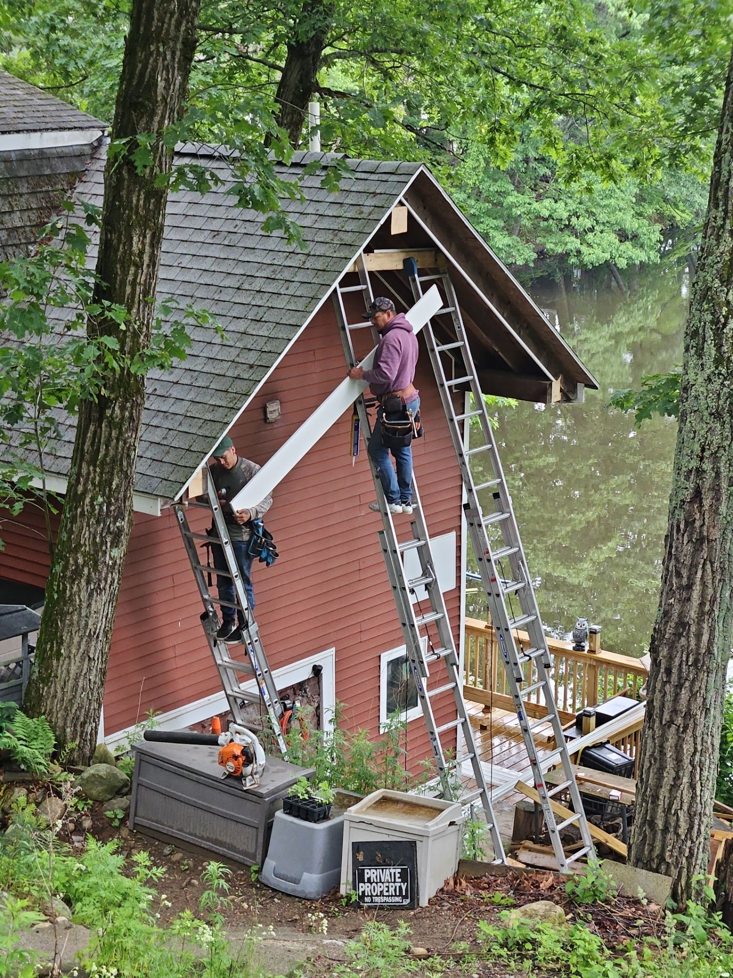 Leak Repair & Roof Wash – Groton, MA by Mighty Dog Roofing of Greater Middlesex County