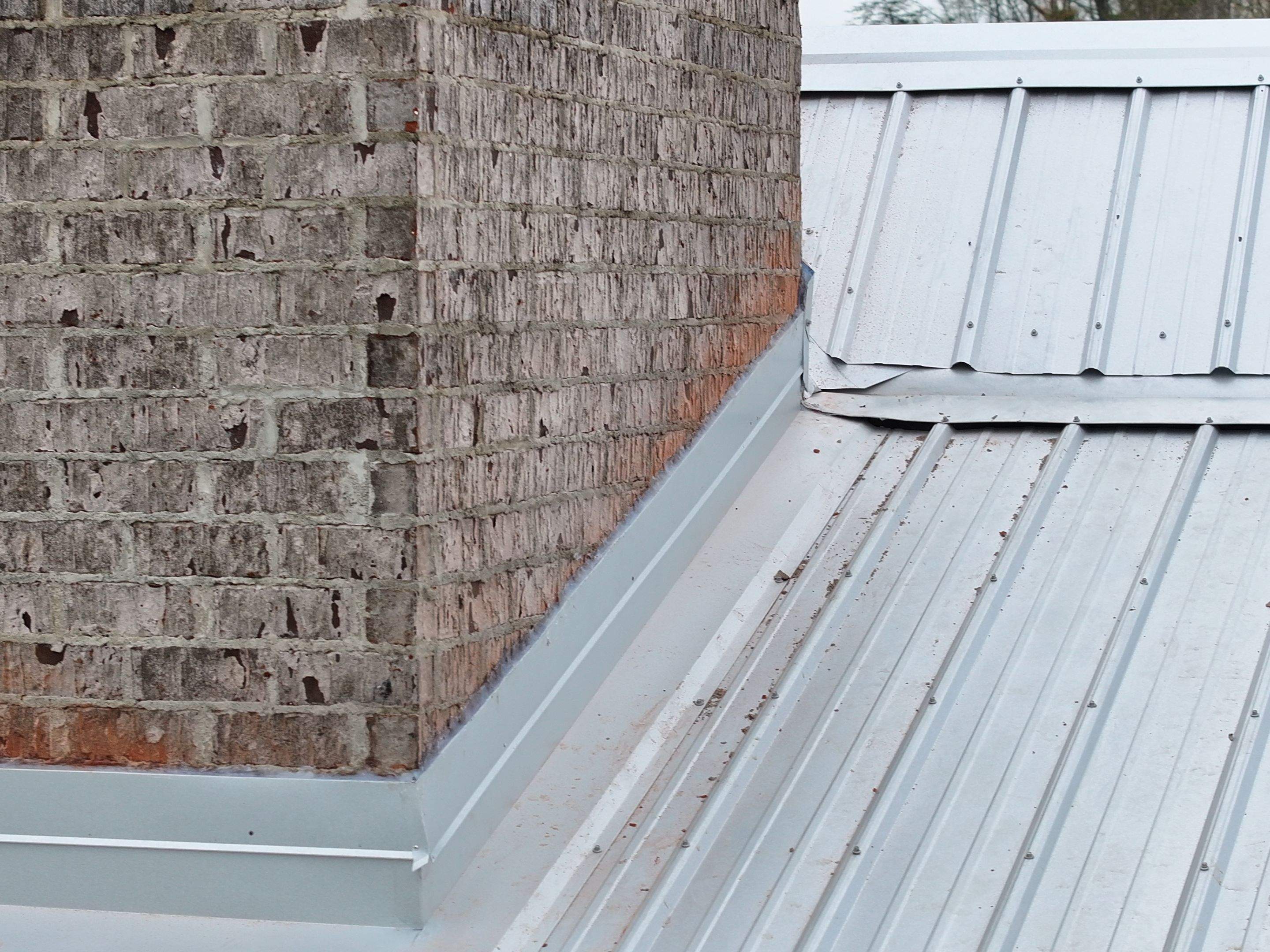 Cox Residence by Omnia Roofing