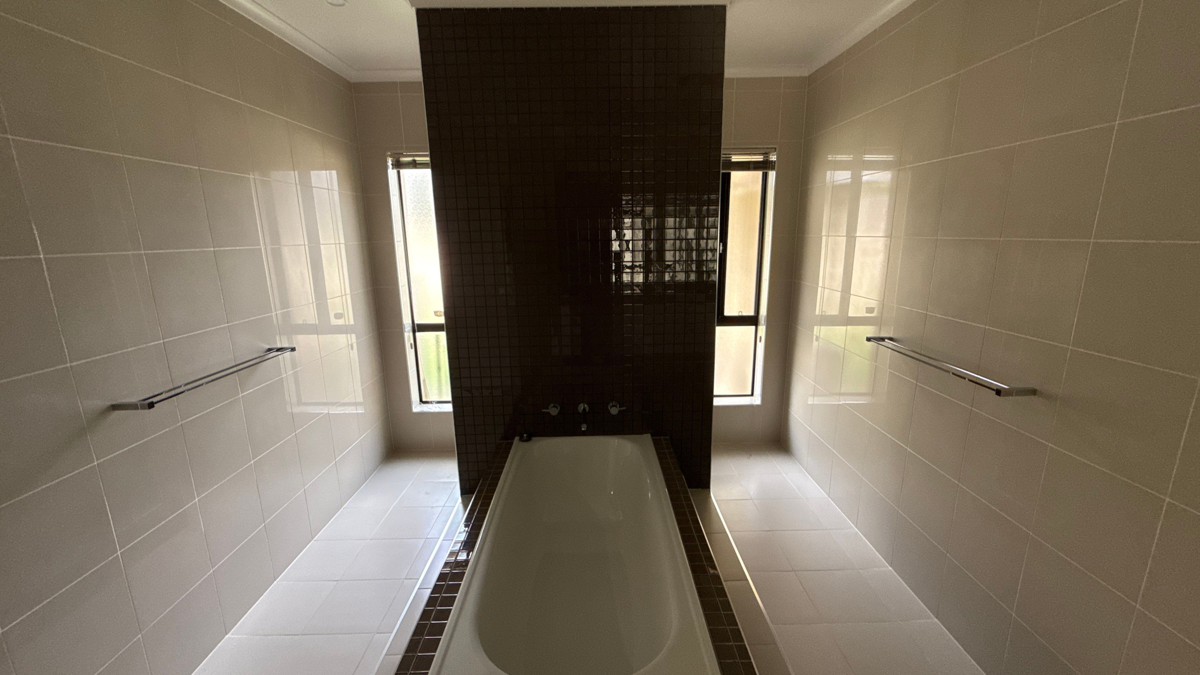 Jerrabomberra Project by Re-seal Bathrooms