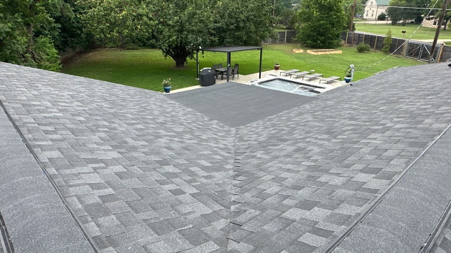 Onyx Black - Owens Corning TruDefinition Duration by RoofsOnly.com
