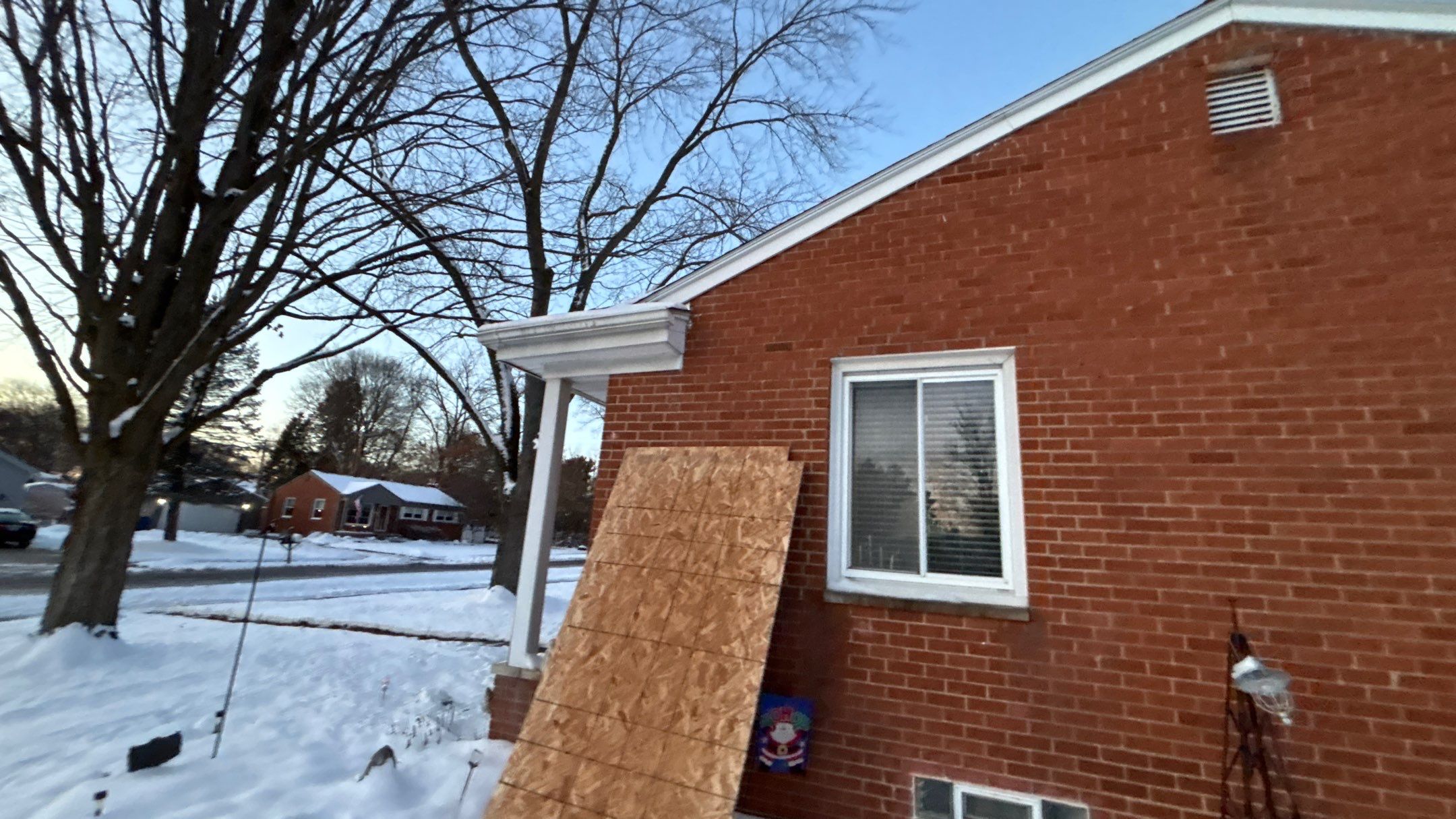 Roof Replacement using Owens Corning Onyx Black by 180 Contractors