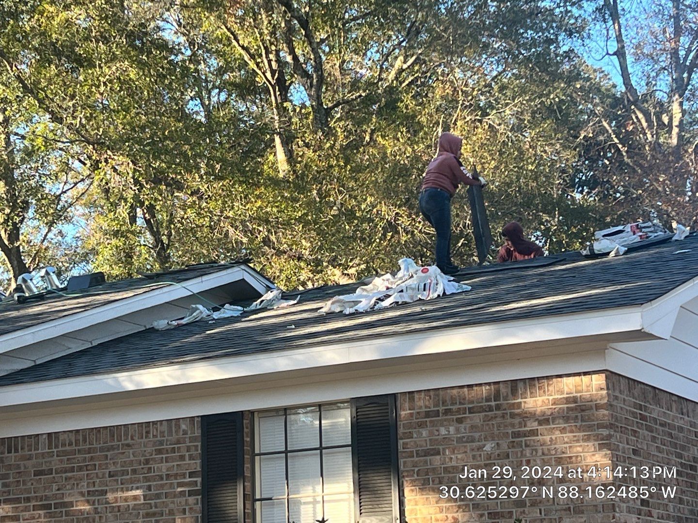 Roof replacement by American Roofing & Construction LLC
