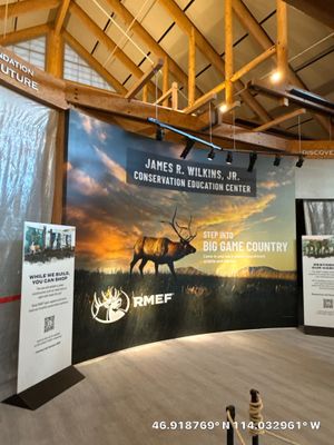 Rocky Mountain Elk Foundation Wall Mural 