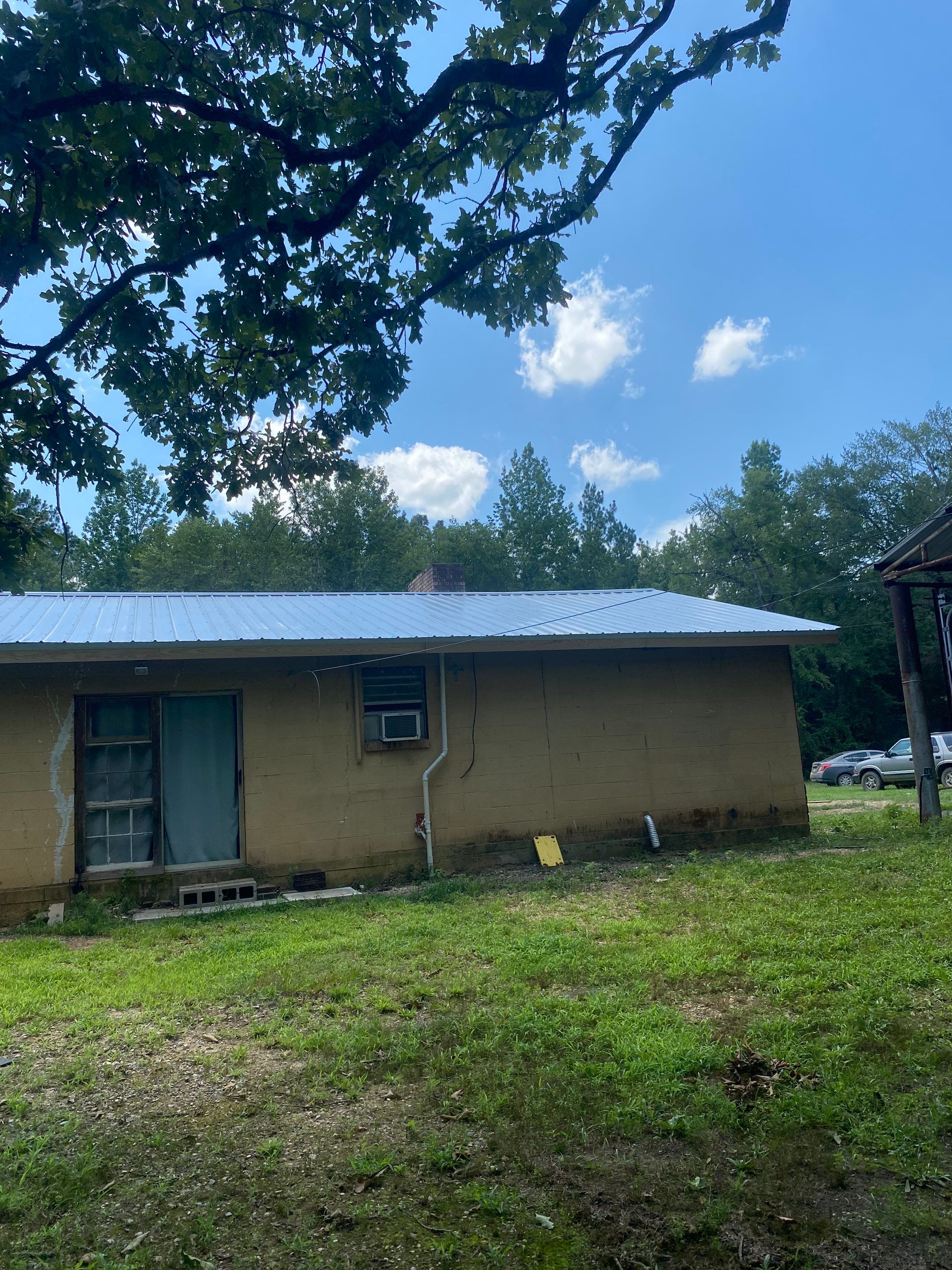 Metal Roof Replacement: 26 GA. Residential Metal Panels by Hostetler Roofing