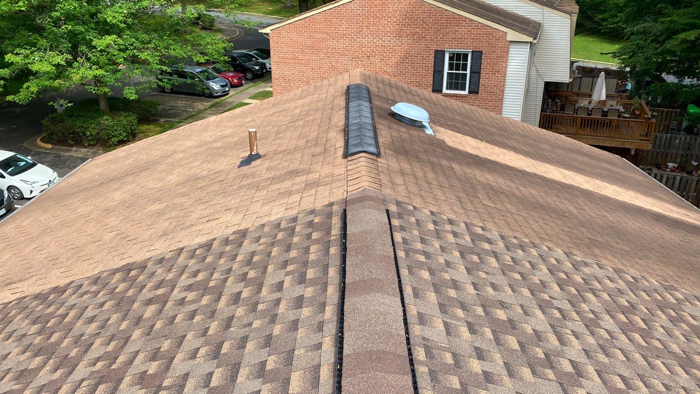 Springfield: CertainTeed Landmark Pro Designer Shingles in Max Def Pewterwood by RM Banning, Inc.