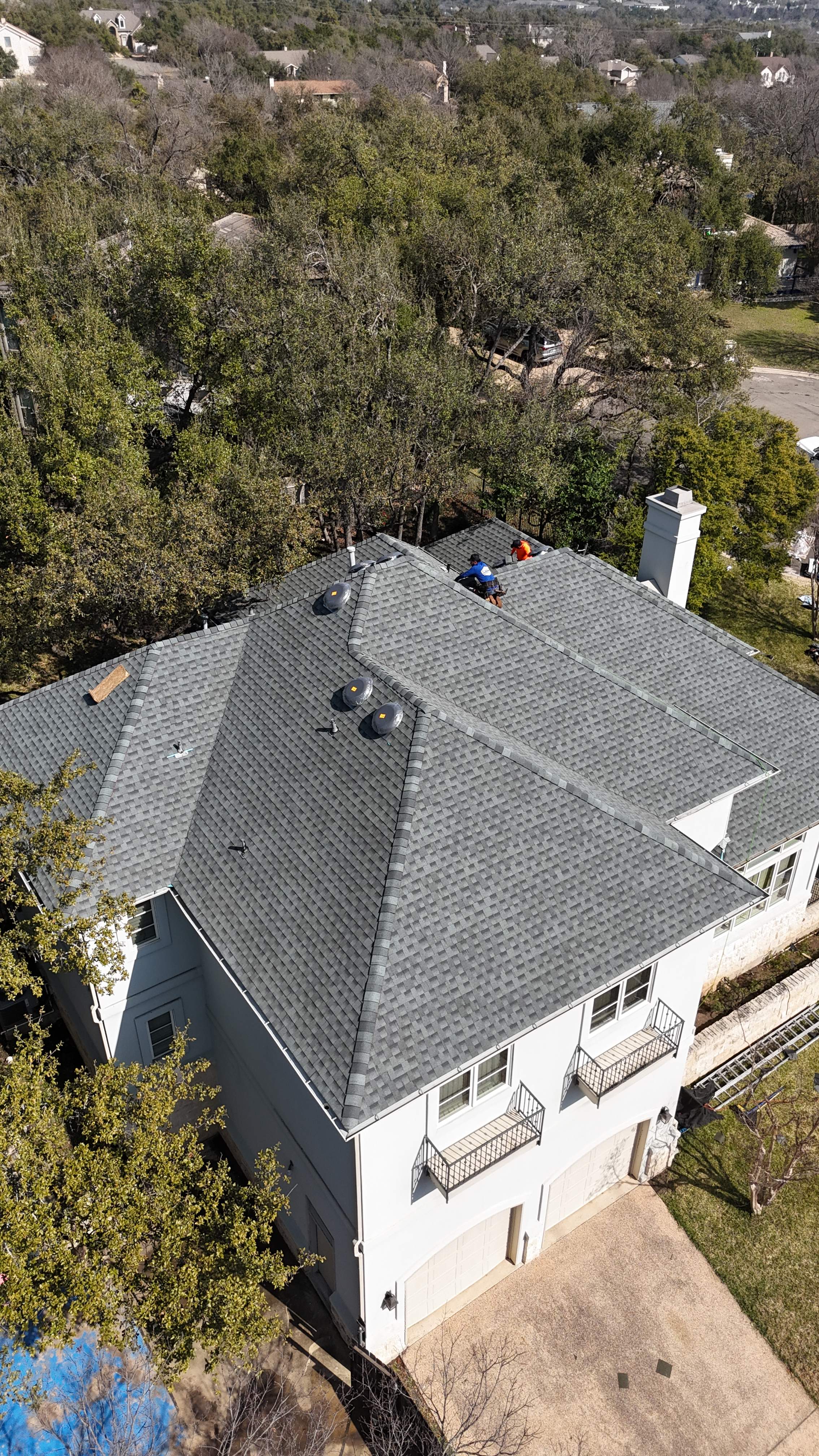 GAF HDZ - Slate by Elite Roofing LLC