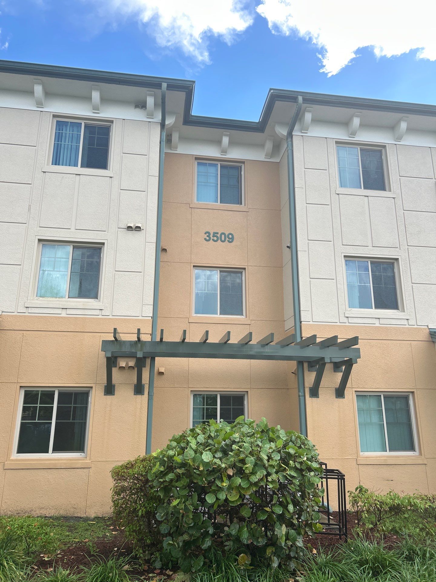 Custom Gutter System for Coastal Homes in Fort Myers FL by Gutter Professors
