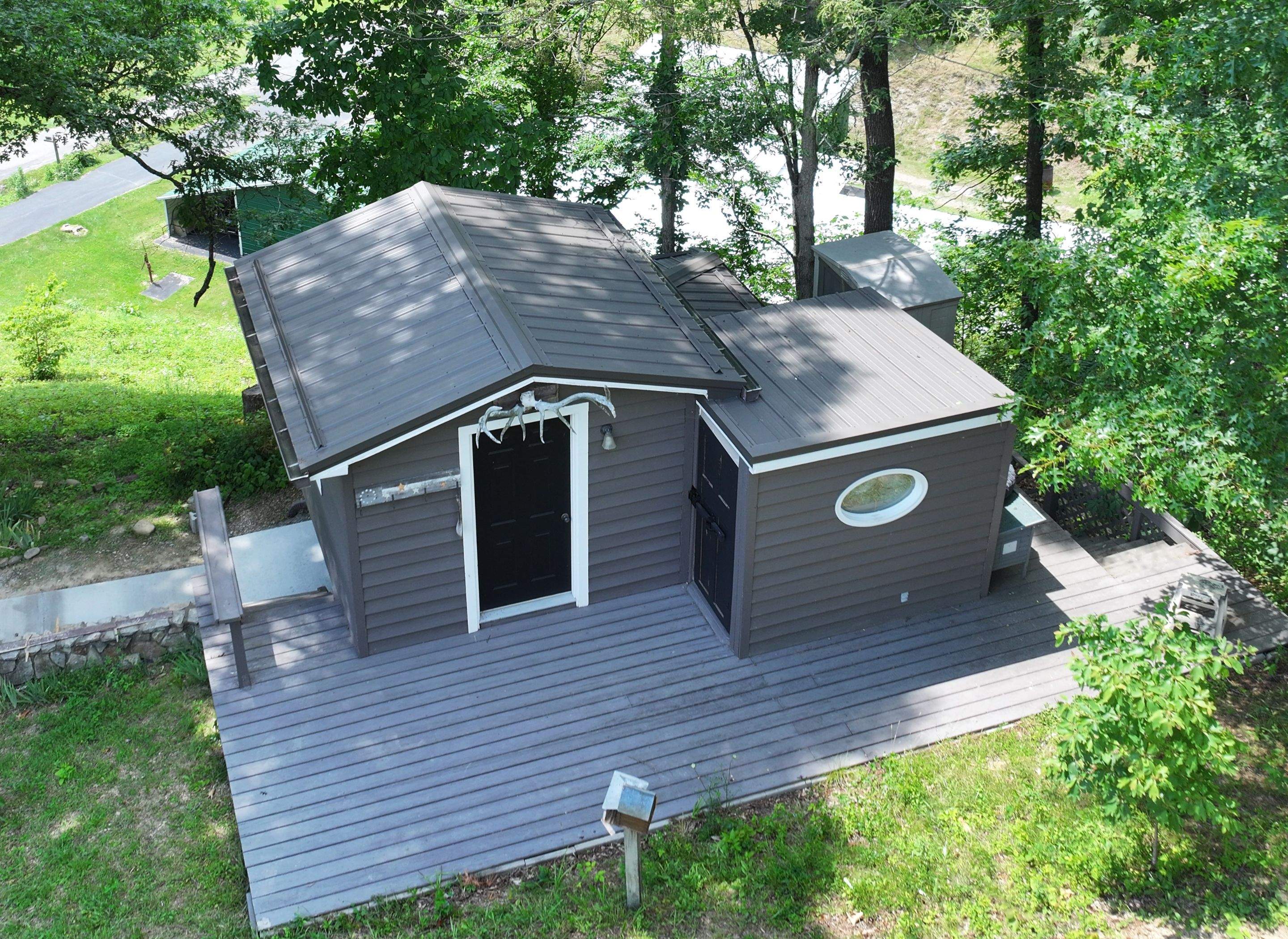 Rice Residence by Omnia Roofing