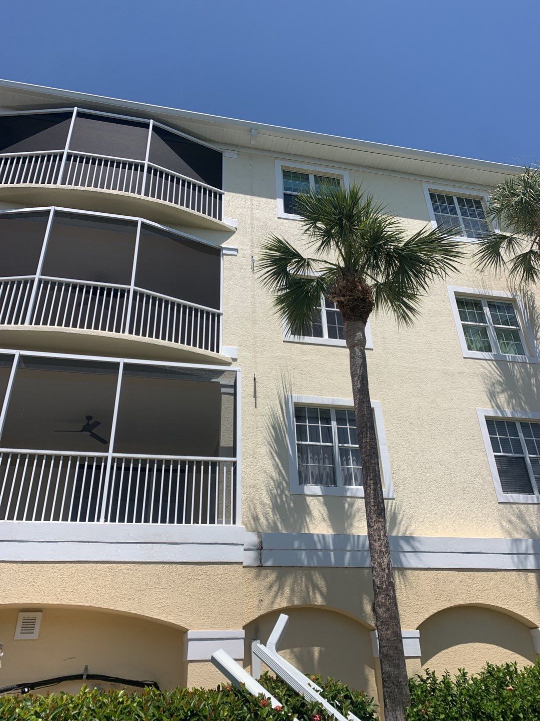 Soffit and Fascia Installation in Fort Myers FL by Gutter Professors