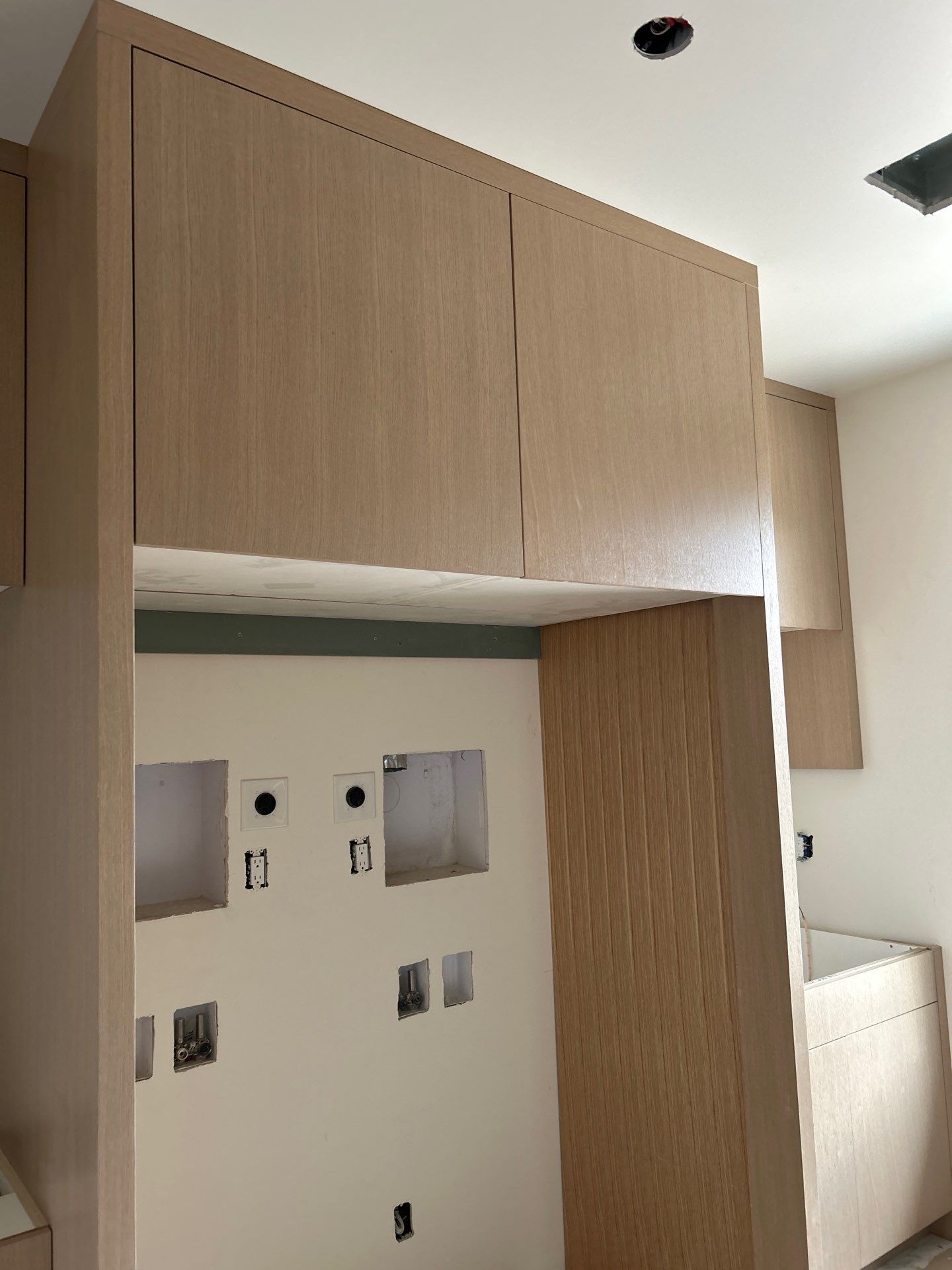 Denver Kitchen, Bath, Home Entertainment, and Closet Install by Concept 32, Inc.