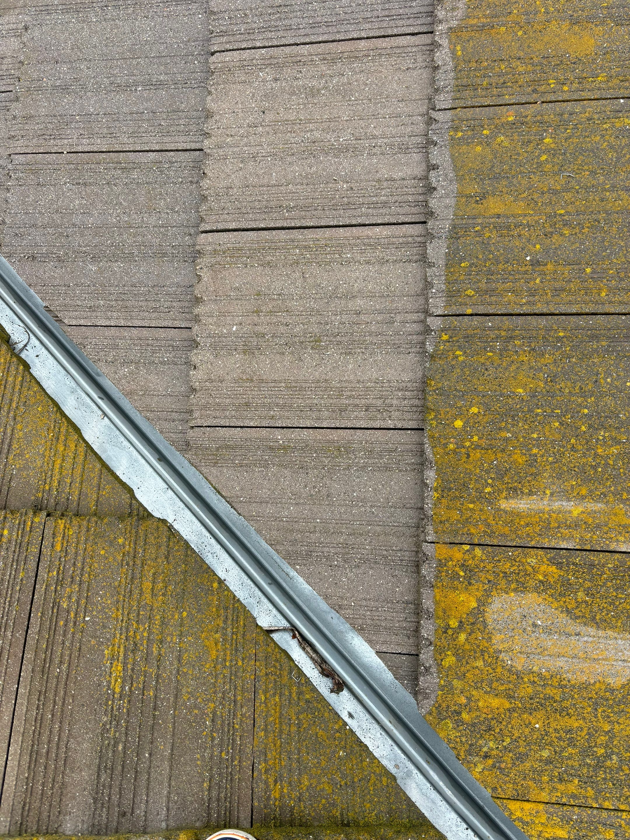 House Wash (Stain Removal) by Pirate Pete’s Power Washing