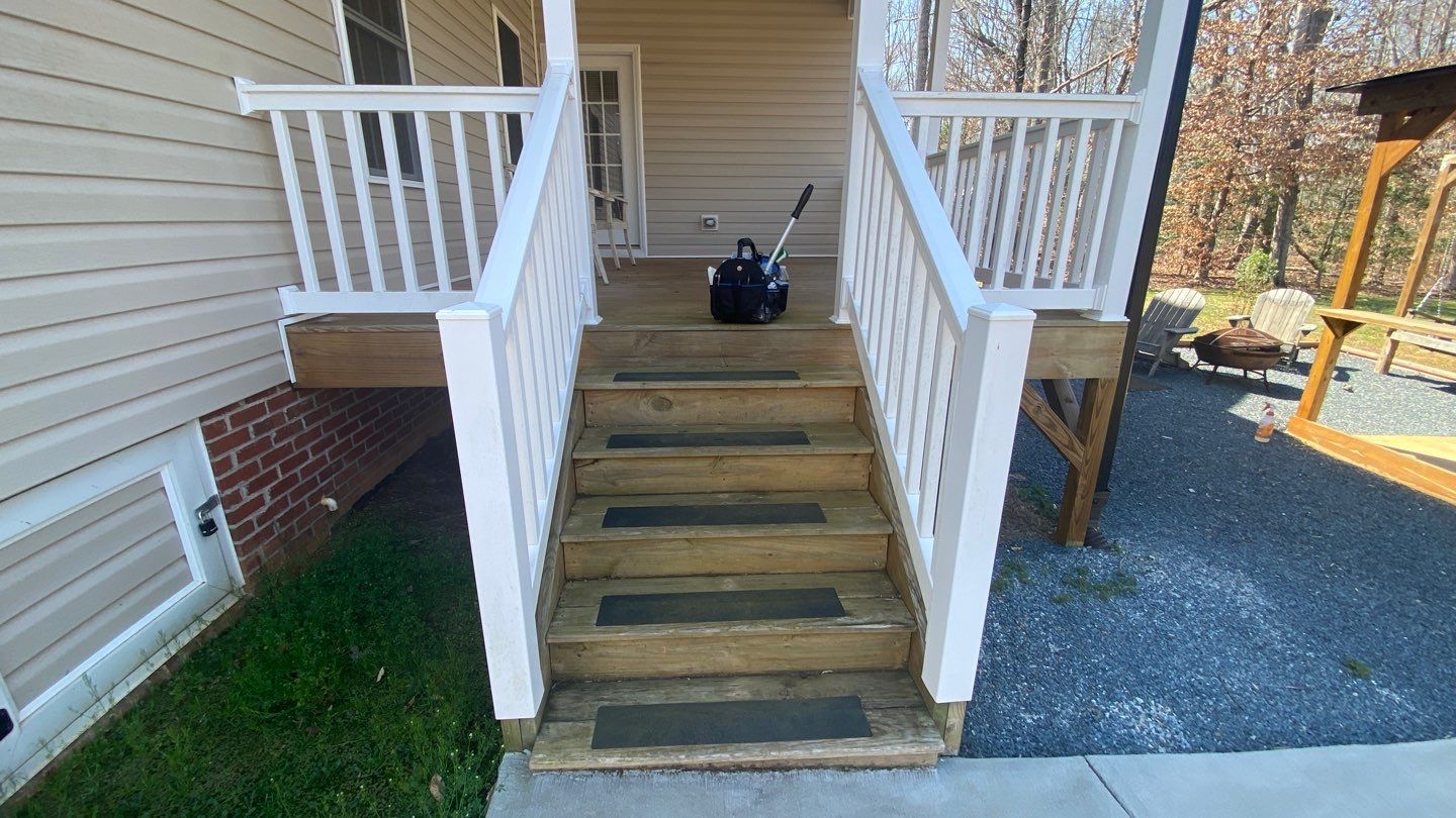 Weathered Deck using Wood Sealant by DuraSeal