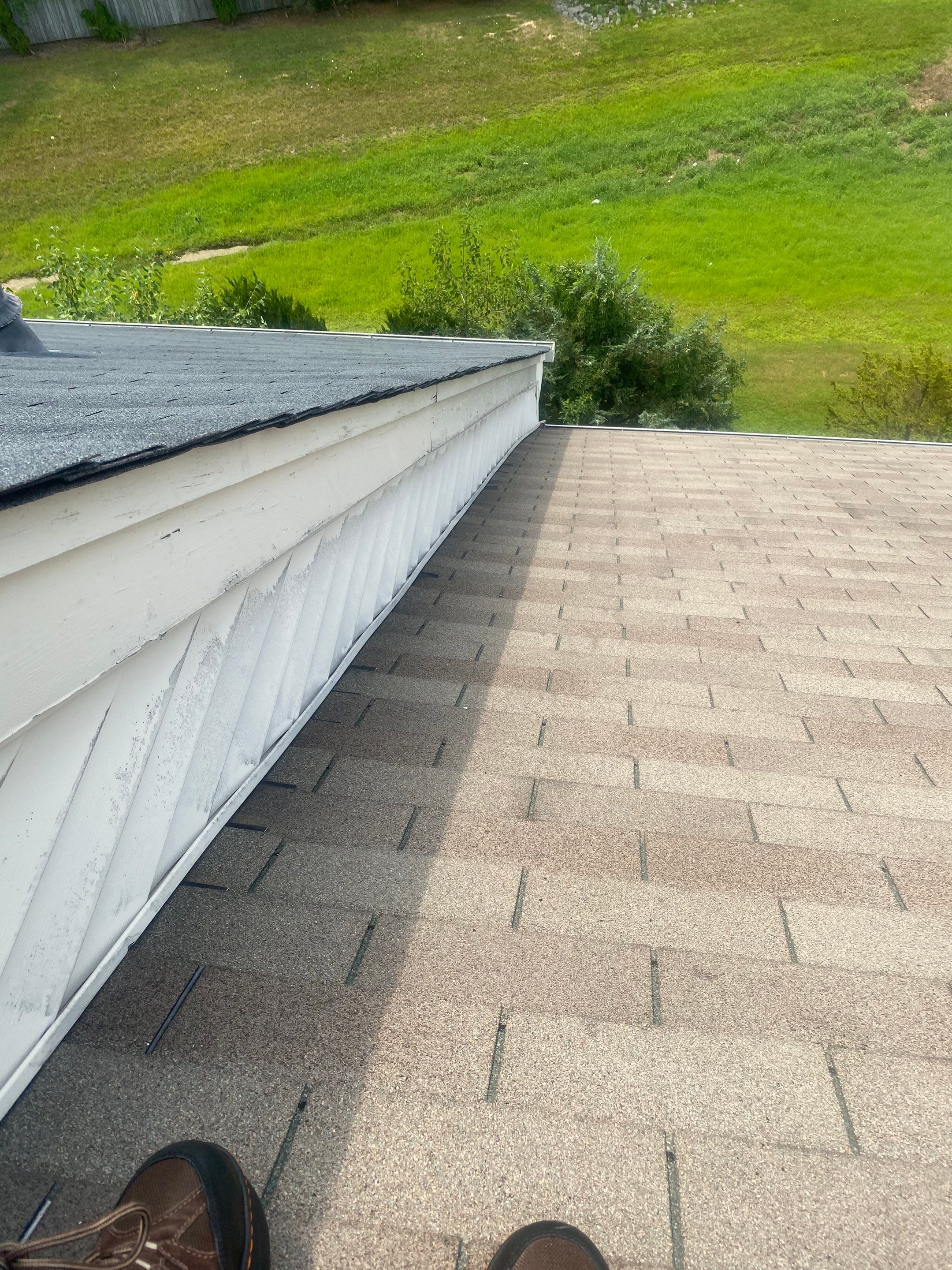 Woodbridge: Residential Roof Replacement with CertainTeed Landmark Pro Designer Shingles in Max Def Georgetown Gray by RM Banning, Inc.