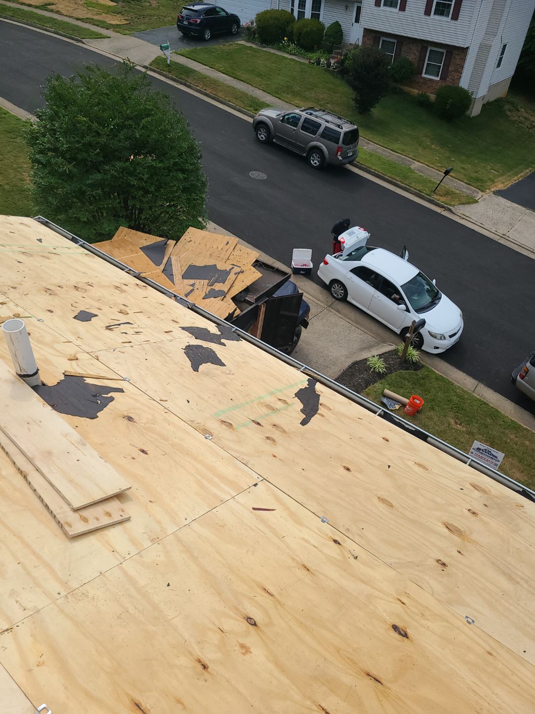 Falls Church: CertainTeed Landmark Pro Designer Shingles in Max Def Pewterwood by RM Banning, Inc.