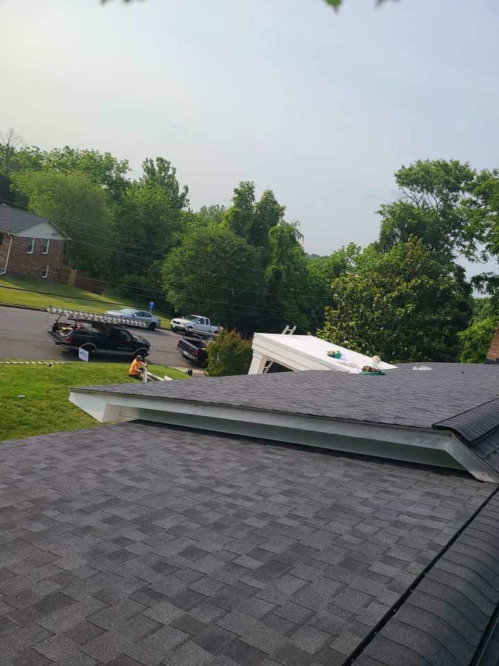 Manassas: CertainTeed Landmark Pro Designer Shingles in Max Def Moire Black by RM Banning, Inc.