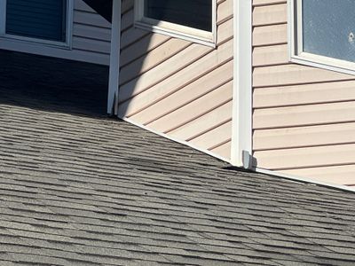 North Logan | Custom Aluminum Parapets & Designer Vinyl | Sand