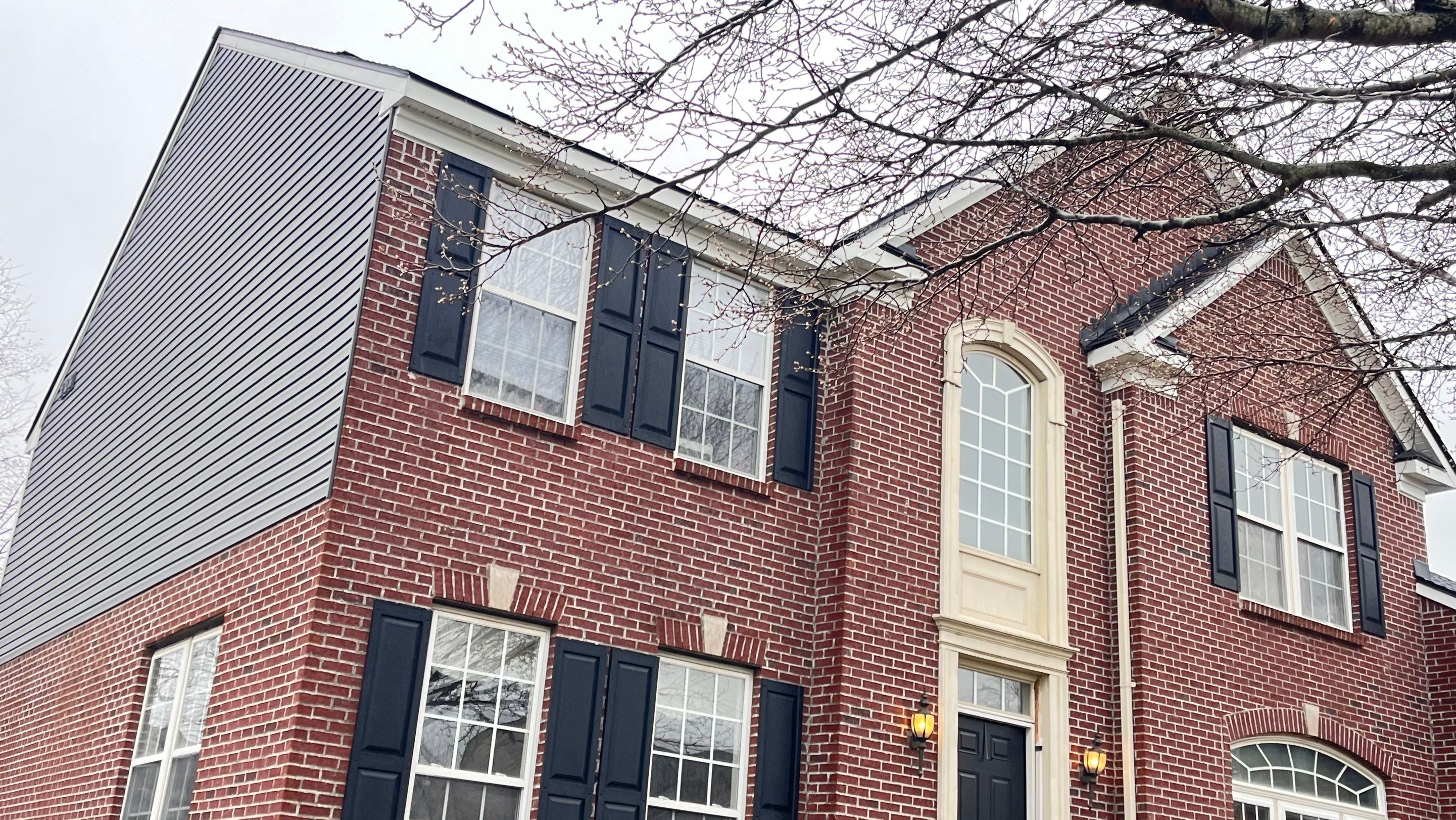 Roofing & Siding  by Tamlin Roofing