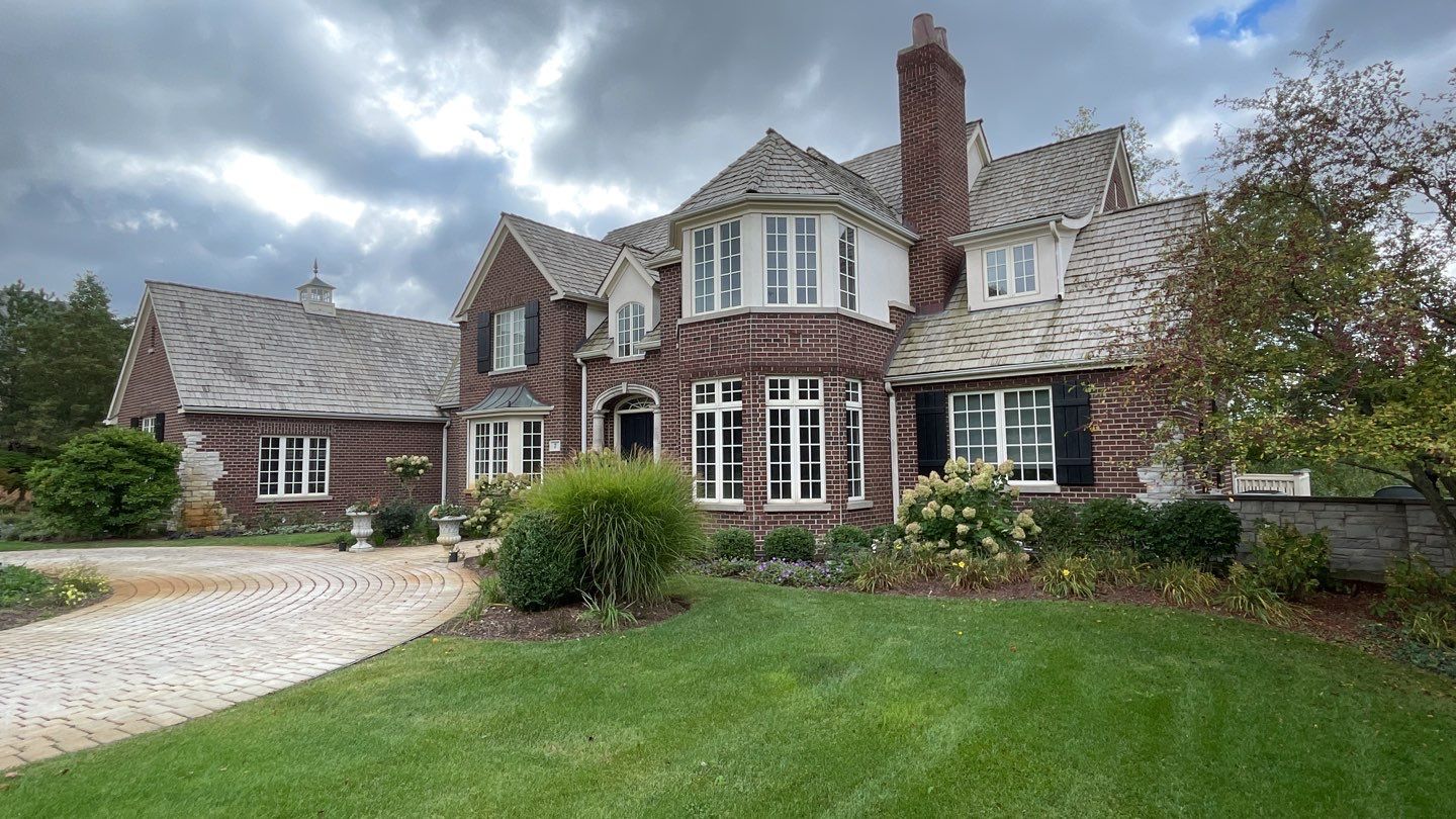 DaVinci Bellaforte Slate Installation with Copper Valleys by Custom Installations
