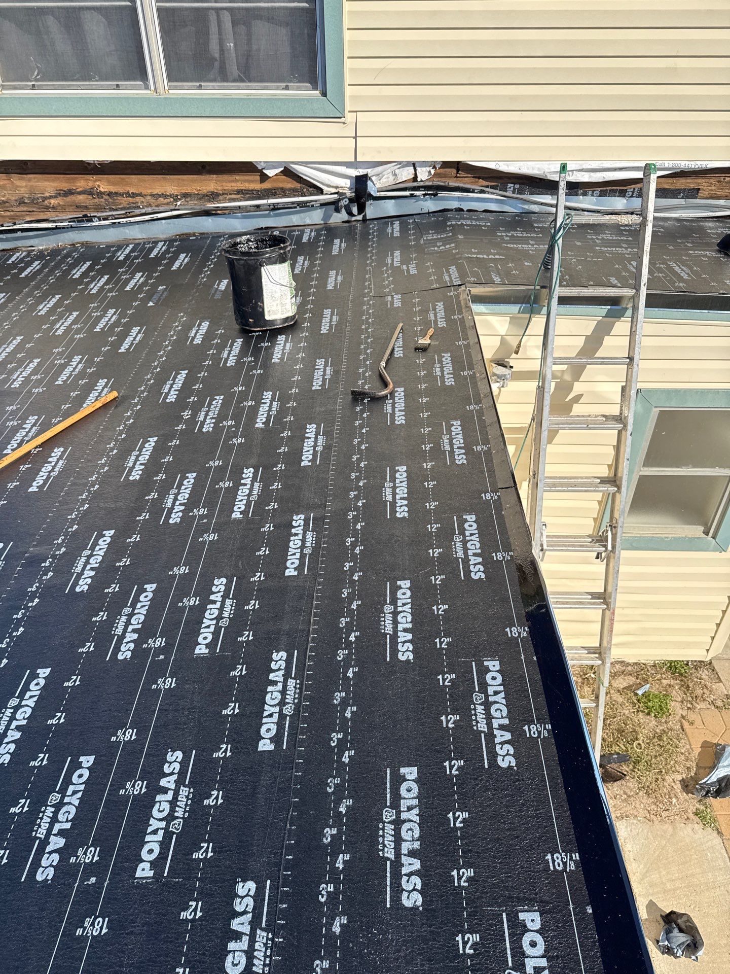 Mustang Island Flat Top by Bayfront Roofing and Construction