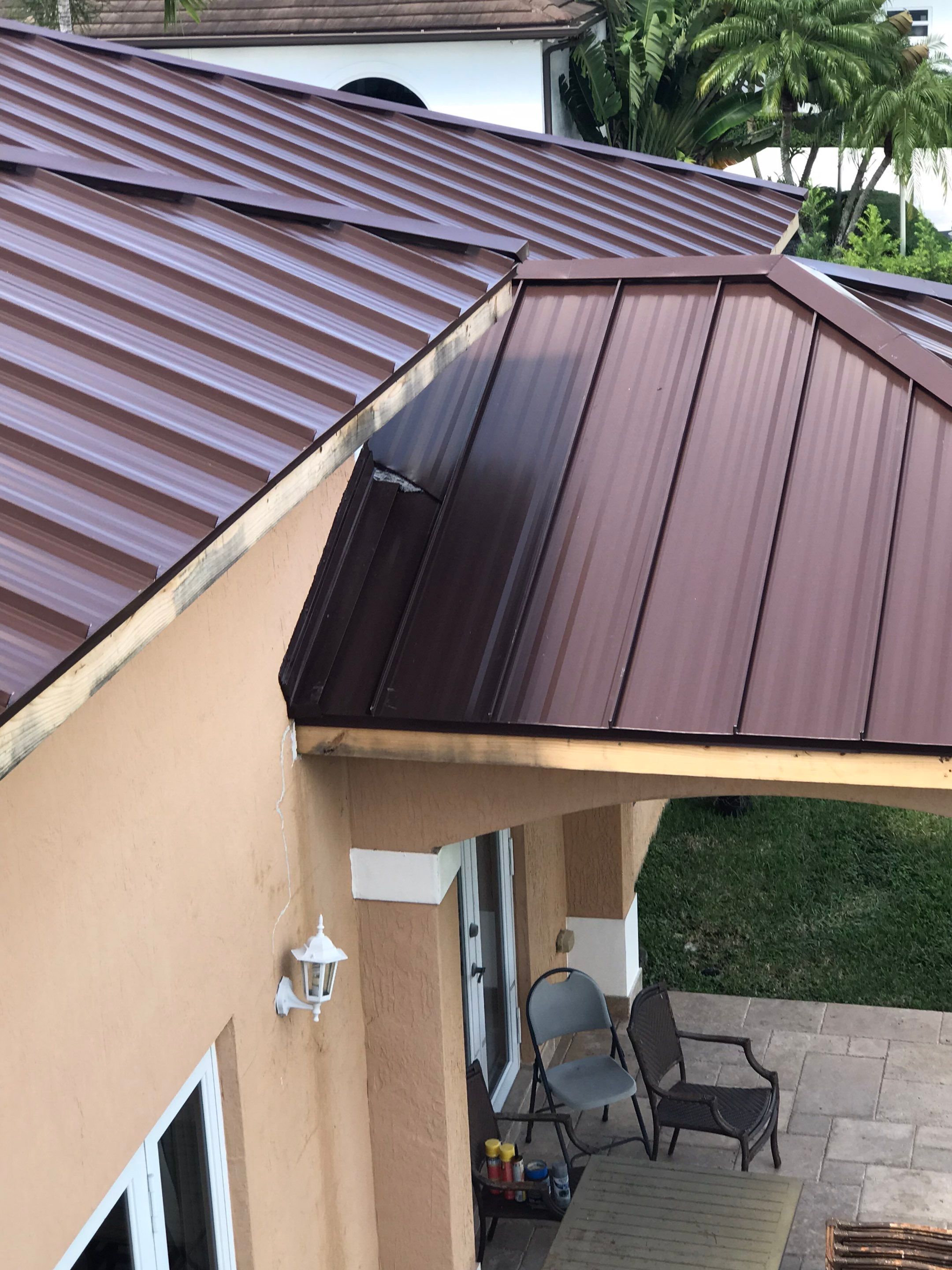 Metal Roof - Galvalume - Mansard Brown by Istueta Roofing