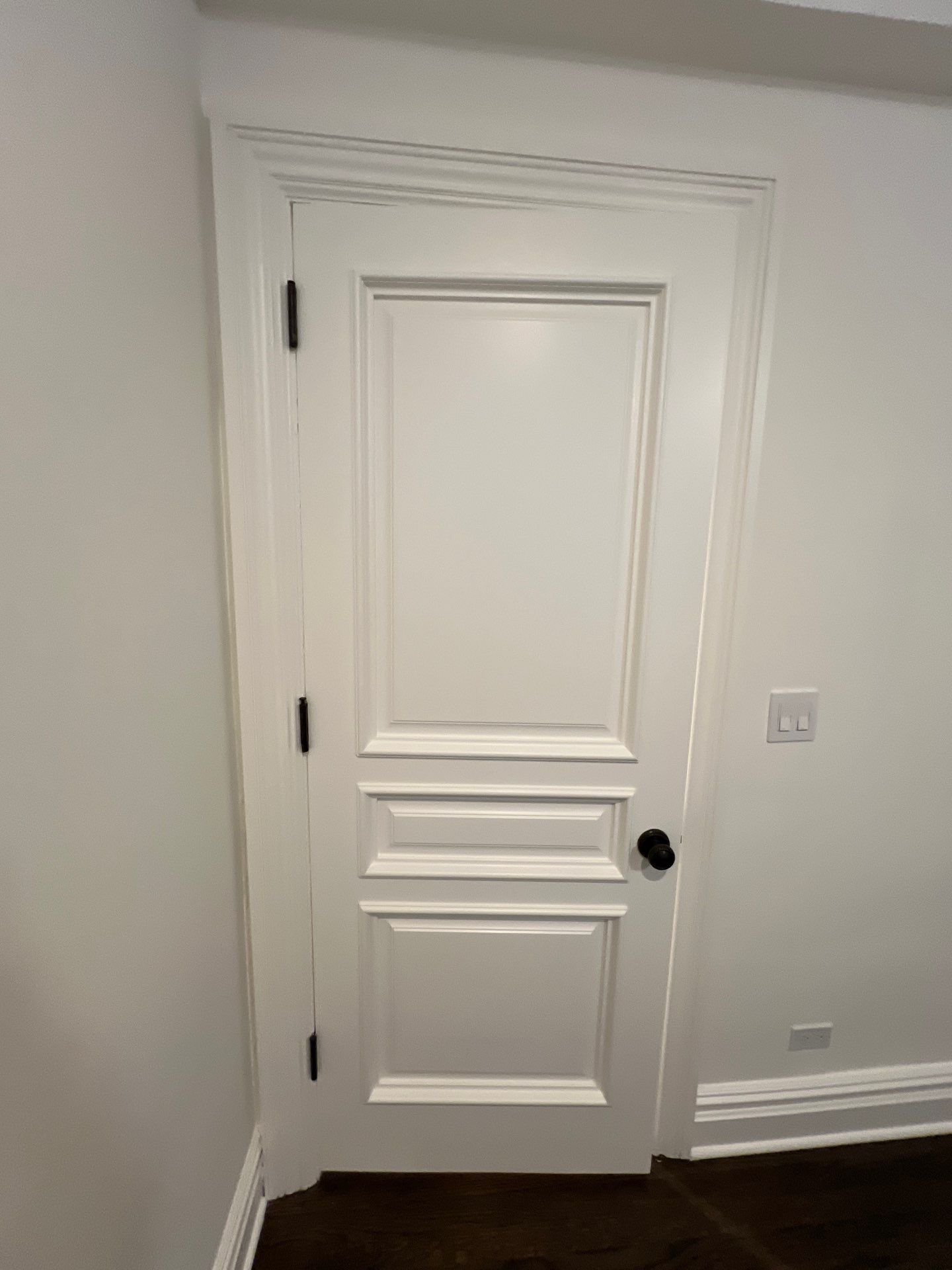 Chicago Interior Painting by Momos Painting Co.