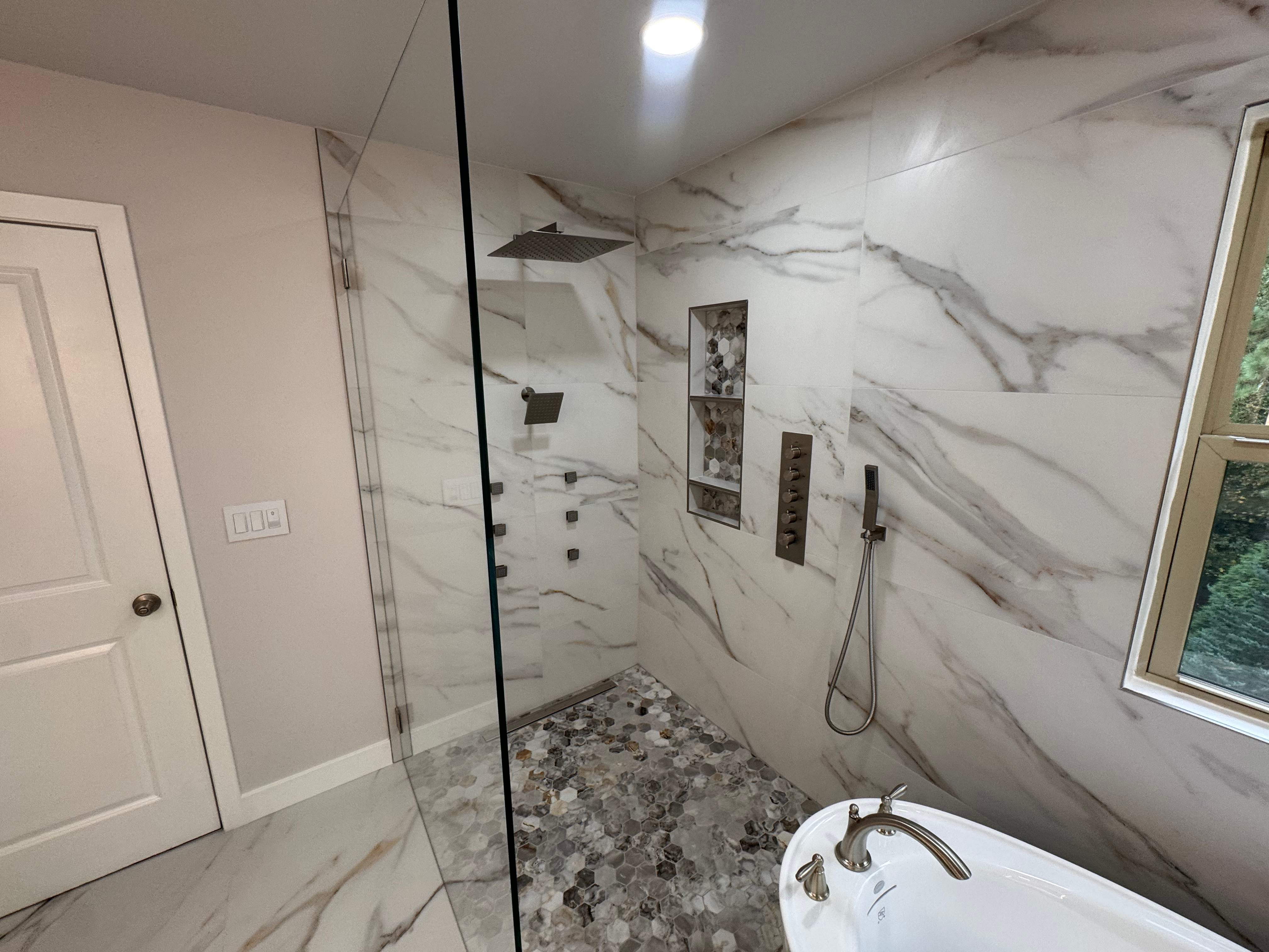 Master bathroom renovation by Prudencio