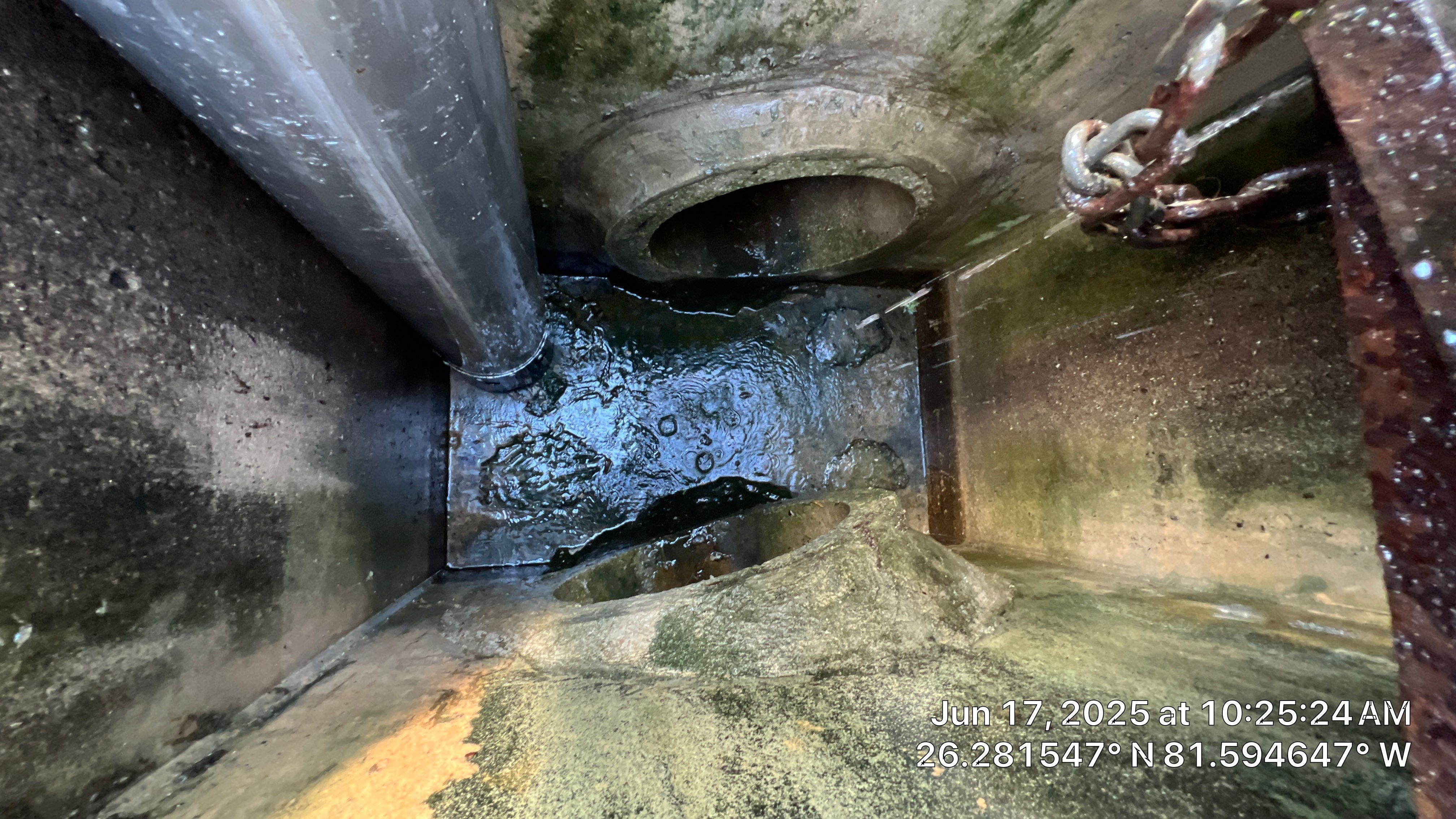 Naples Association Stormwater System Cleaning by APS Power & Water