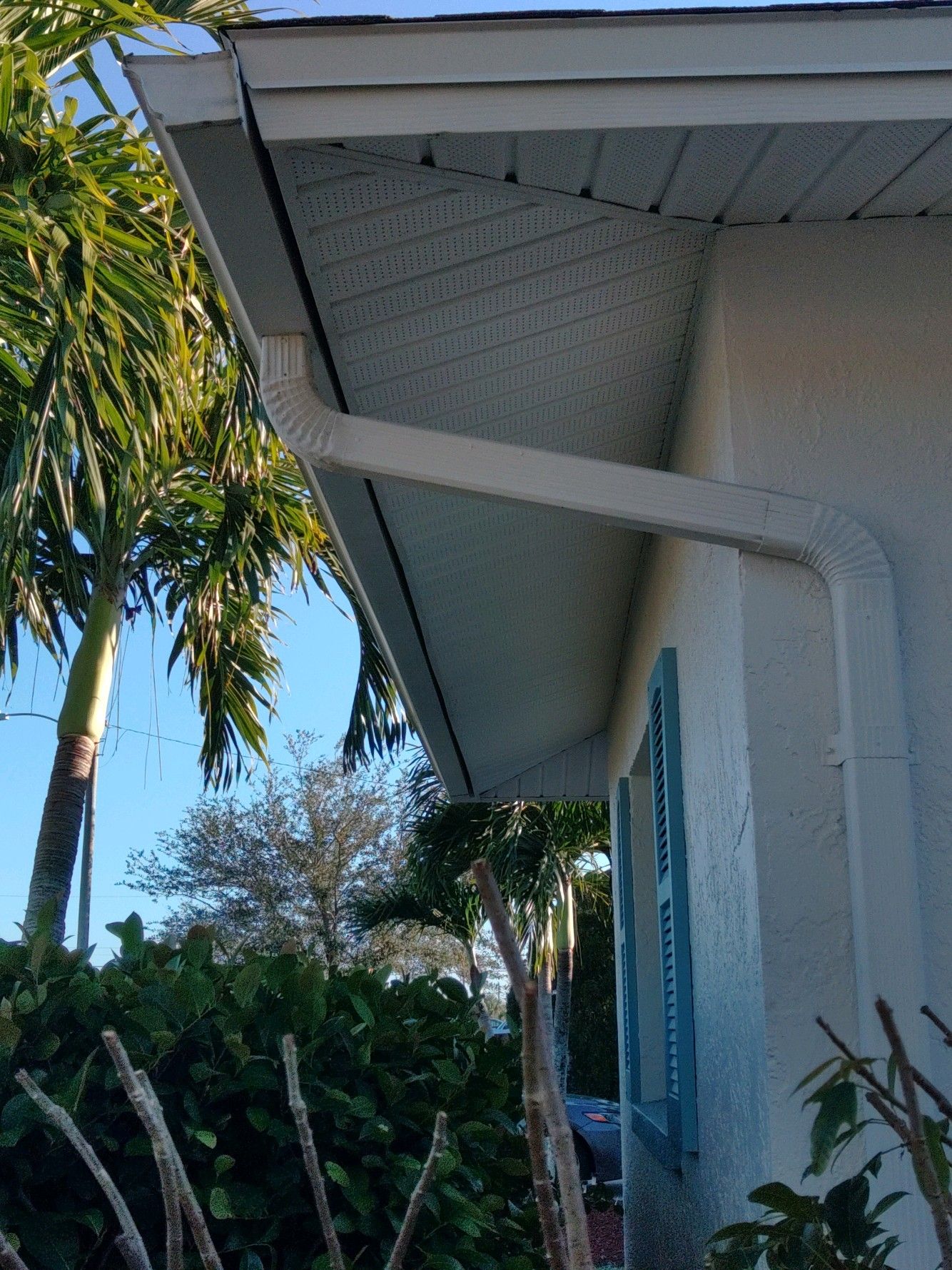 Soffit and Fascia Installation in Cape Coral FL by Gutter Professors
