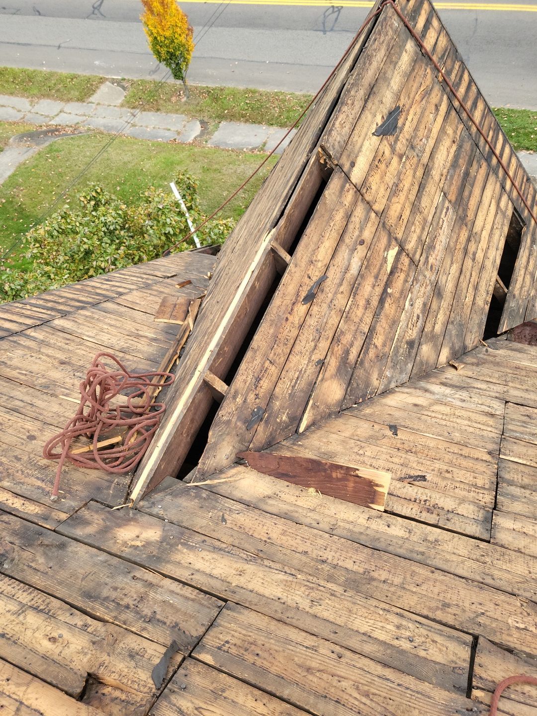 ATLAS PINNACLE COLOR: BURNT HICKORY DRIP EDGE: ROYAL BROWN by Eagle Eye Roofing