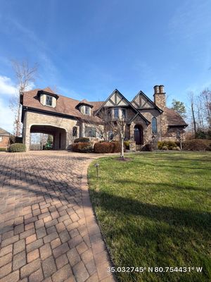 Complete Residential Roof Replacement Featuring Oakridge Architectural Shingles in Weddington