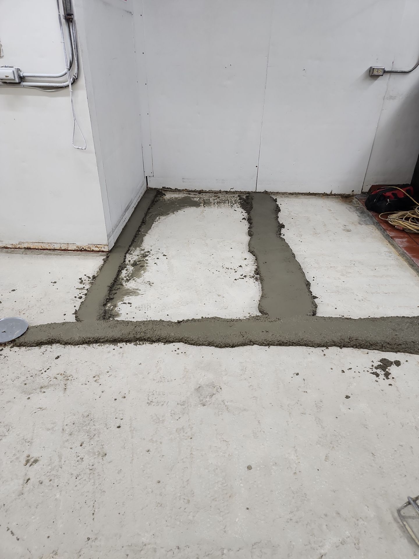 Fresco y Más Meat Processing Room Makeover by Seamless Surfaces