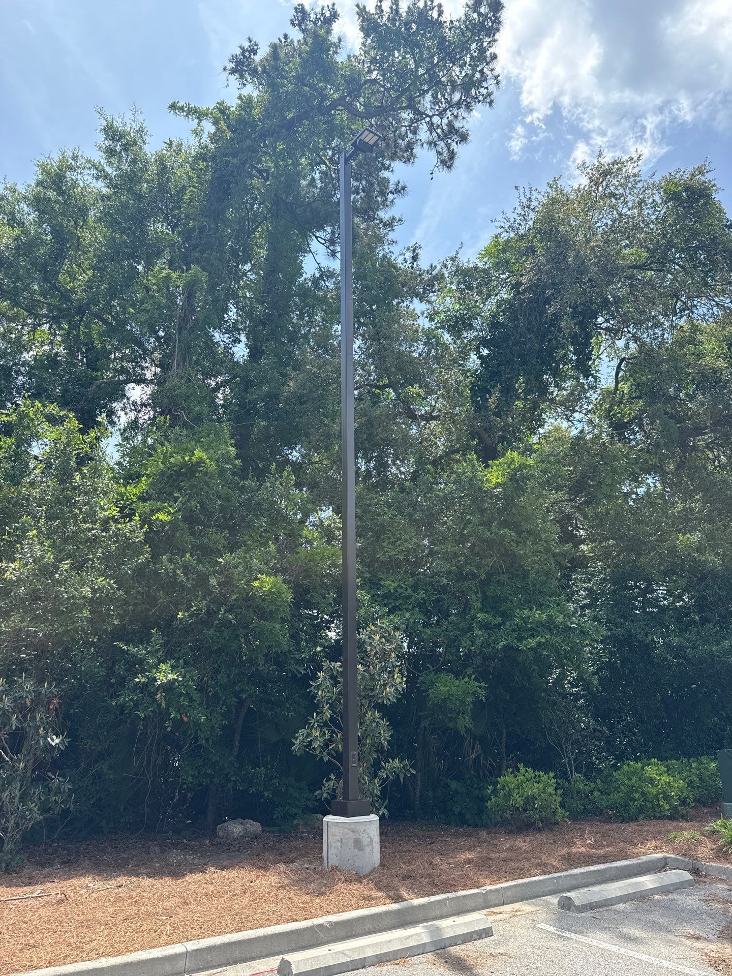 Commercial Power and LED Parking Lot Lighting Installation in Hilton Head Island by Selectric LLC