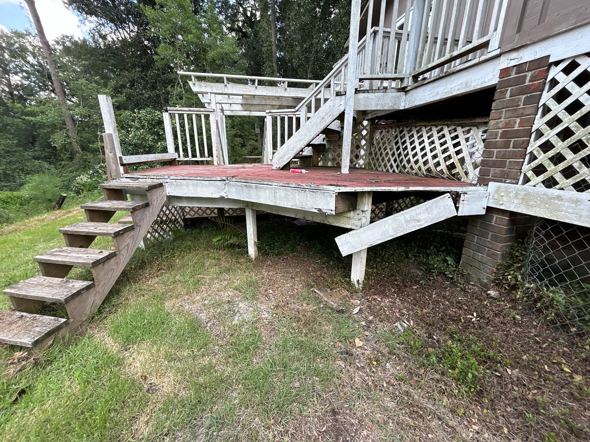 Valdosta Deck Remodel by J & J Remodeling Of Ga LLC
