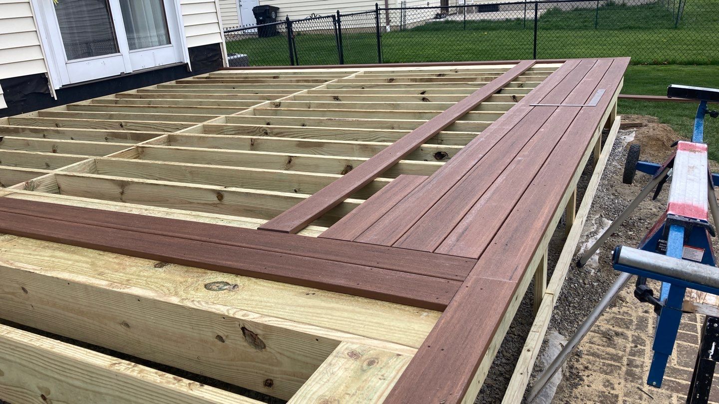 Decks by Ivy Lea Construction