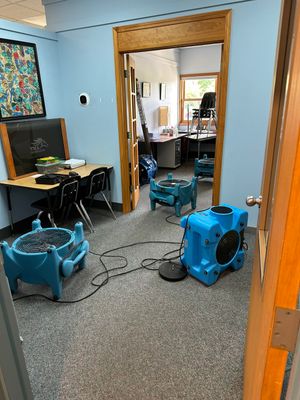 Montessori school at Edison Lakes dry out