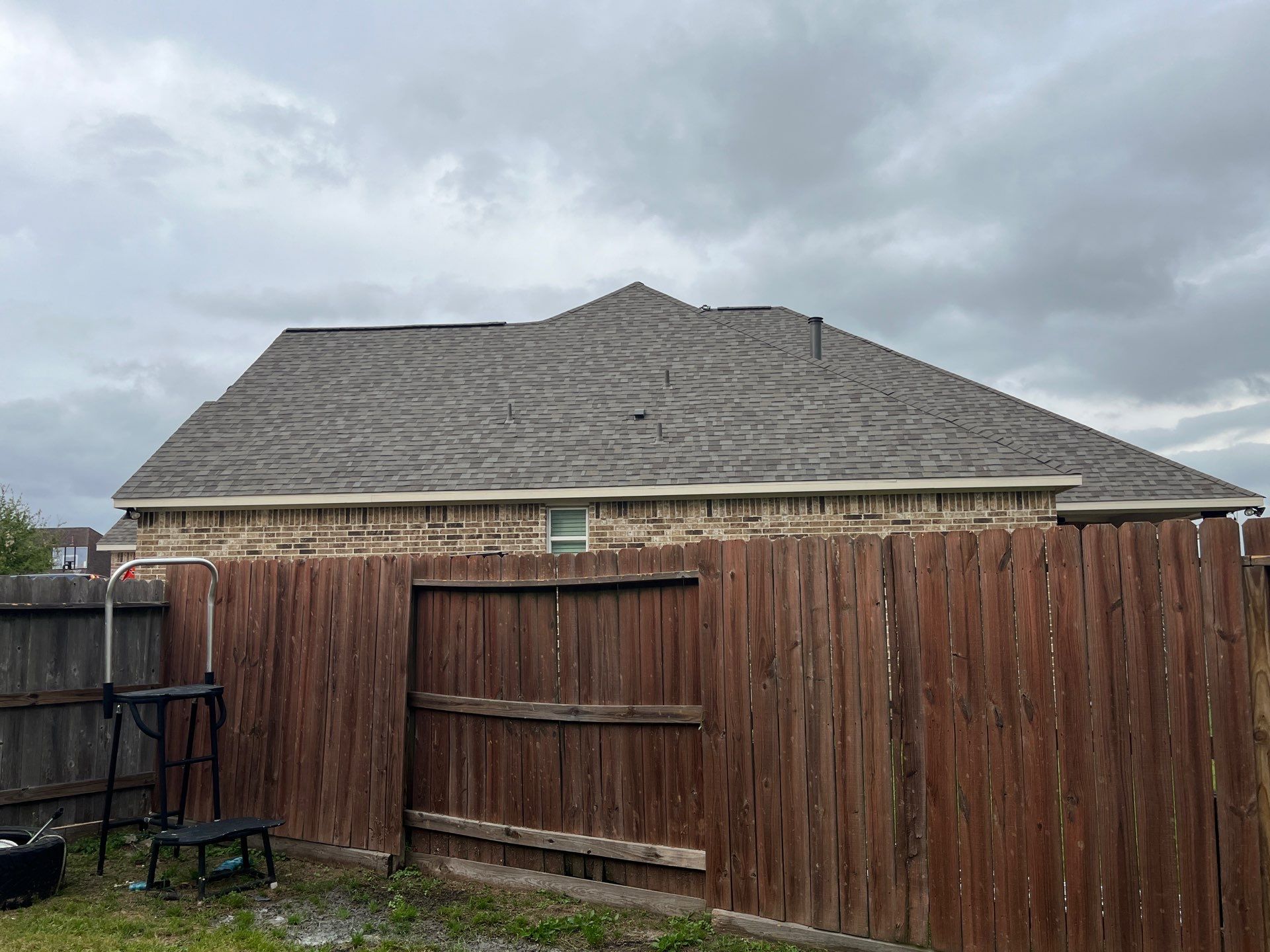 Hail Damage using Owen's Corning Duration (Lifetime) Shingles by Roof Repair Company