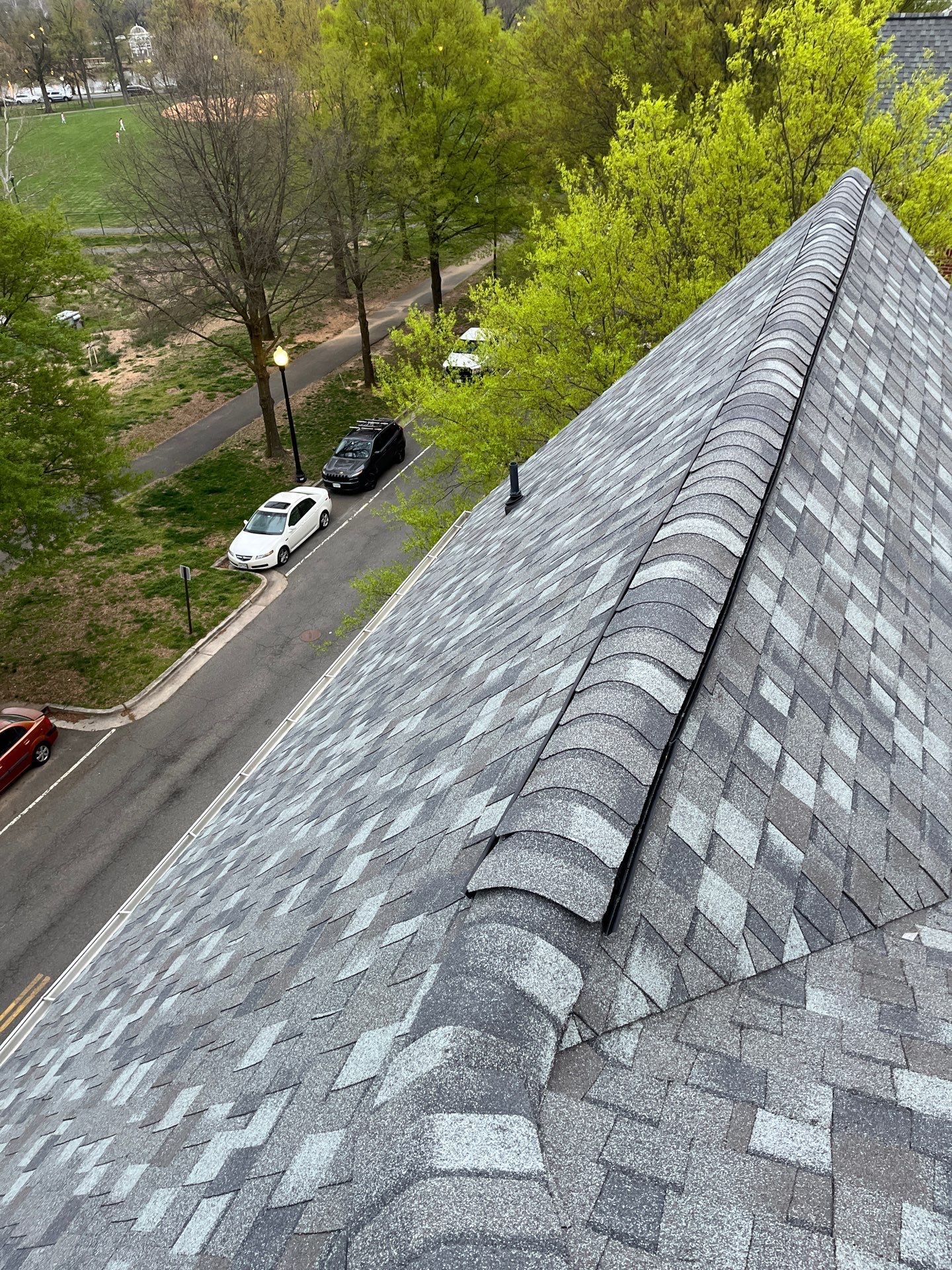 Alexandria: CertainTeed Landmark Pro Designer Shingles in Max Def Georgetown Gray by RM Banning, Inc.